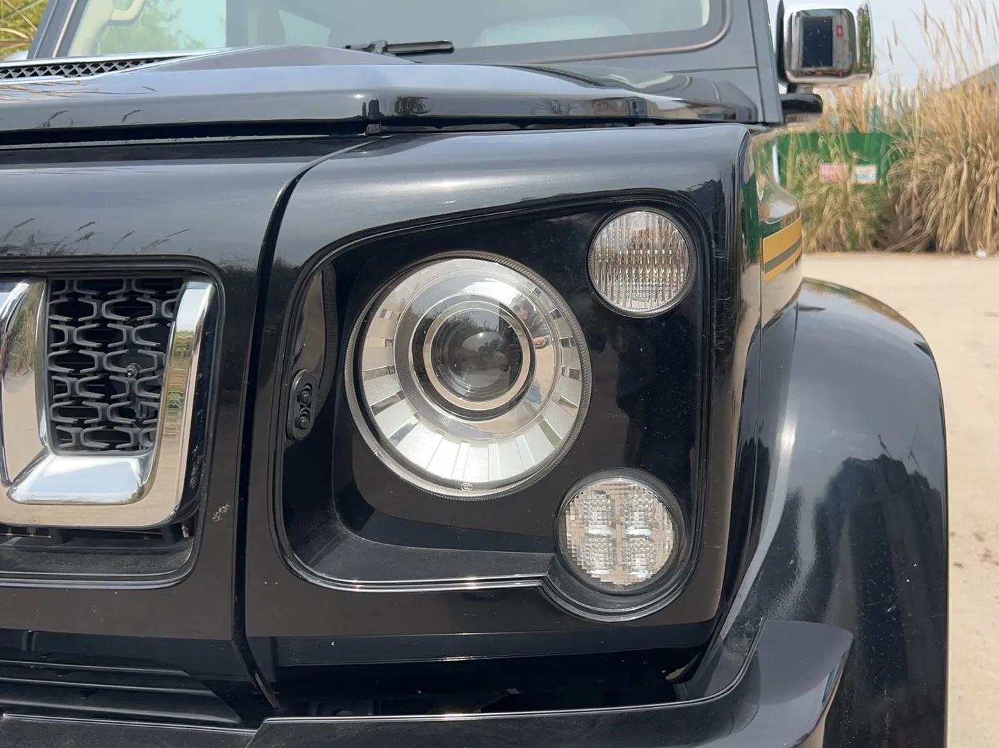 BAIC Off-Road BJ80 2019 2.3T Automatic Shengshi Huazhang Edition China VI Emission Standard — миниатюра 2
