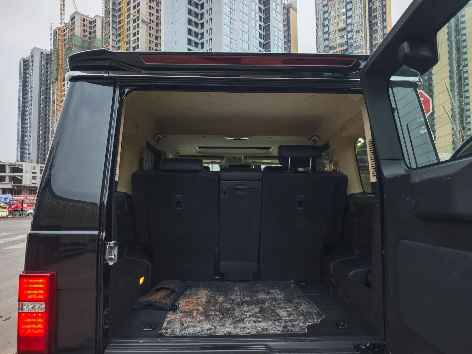 BAIC Off-Road BJ80 2019 2.3T Automatic Shengshi Huazhang Edition China VI Emission Standard — миниатюра 18