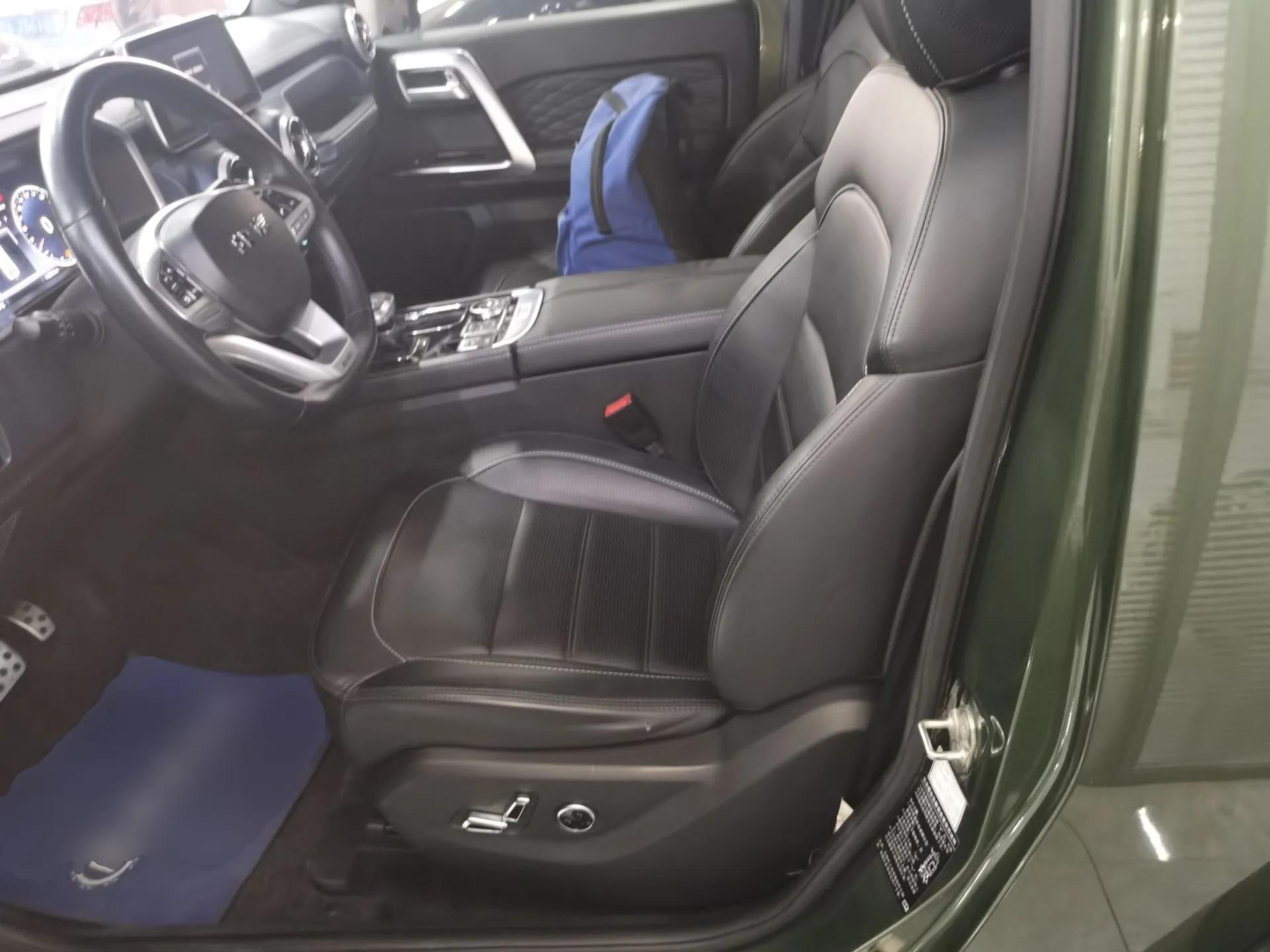BAIC Off-Road F40 2021 2.0T Automatic Cube Edition — миниатюра 20