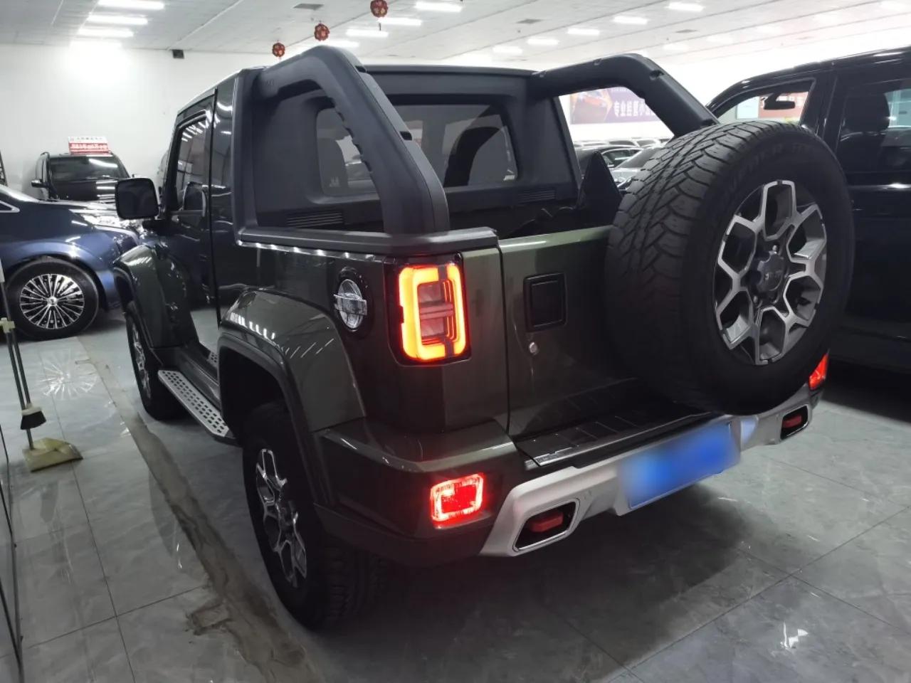BAIC Off-Road F40 2021 2.0T Automatic Cube Edition — миниатюра 4