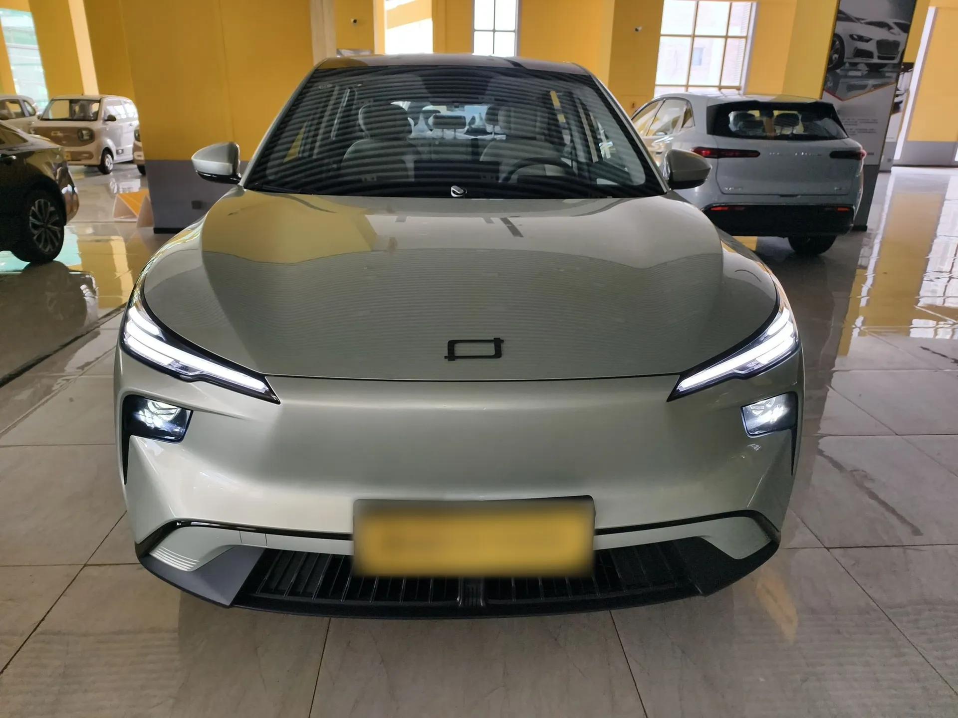 Bestune Yueyi 03 2025 445km Joyful Edition — миниатюра 2