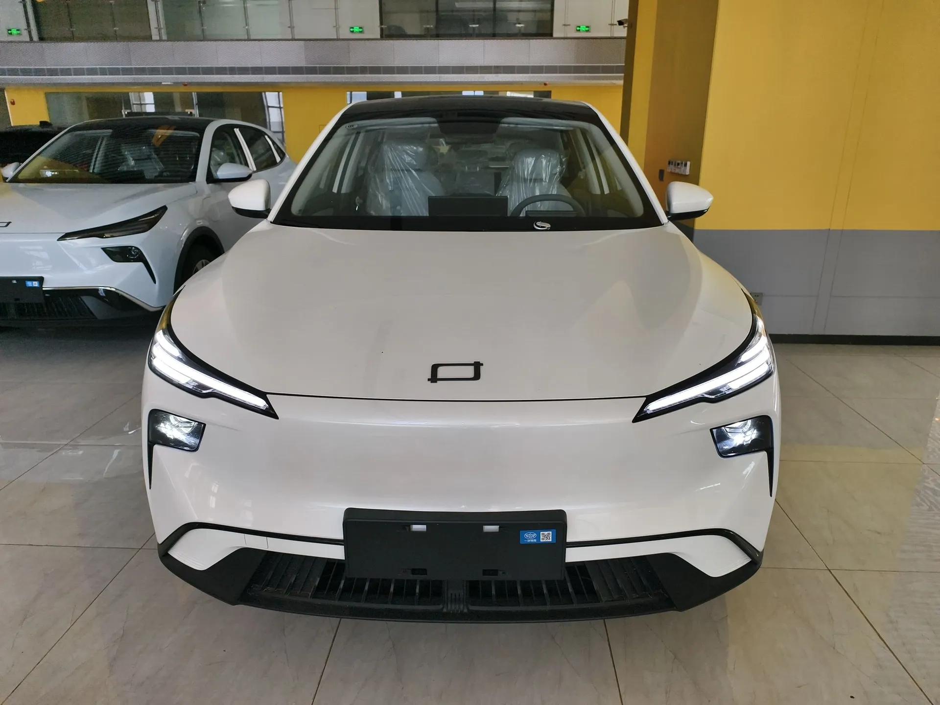 Bestune Yueyi 03 2025 445km Joyful Edition — миниатюра 2