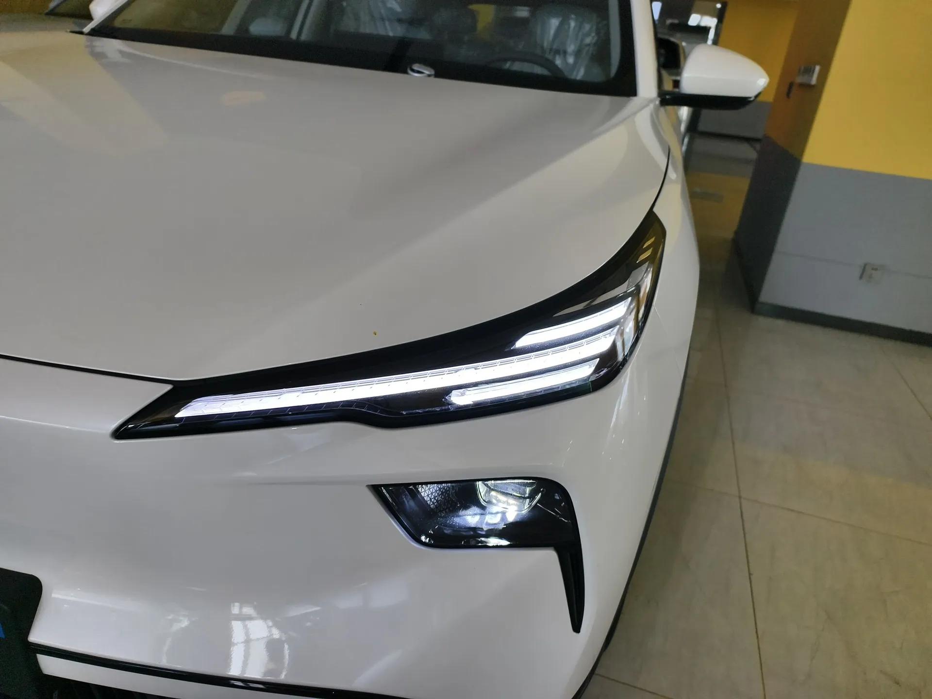 Bestune Yueyi 03 2025 445km Joyful Edition — миниатюра 9