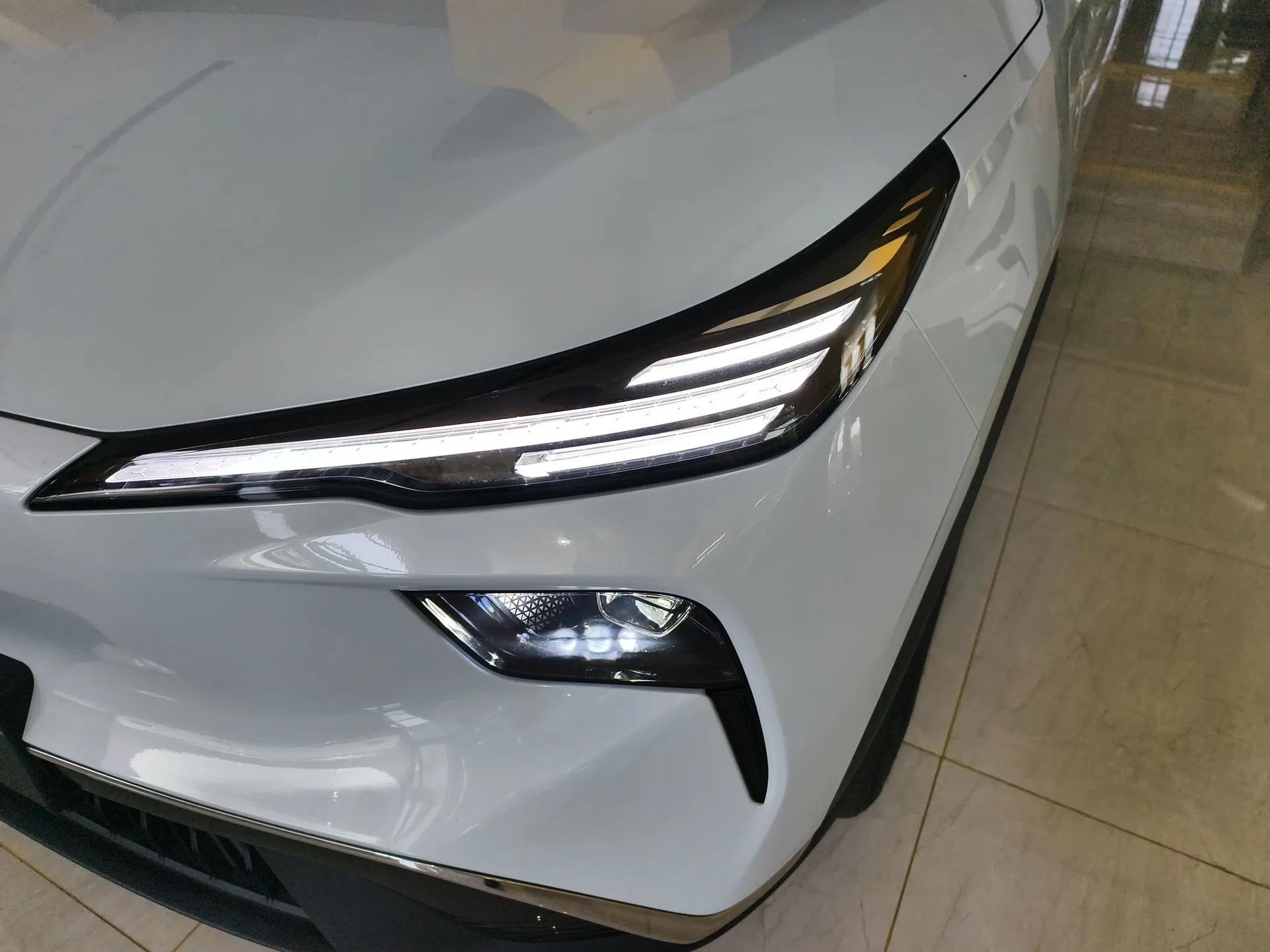 Bestune Yueyi 03 2025 445km Joyful Edition — миниатюра 9