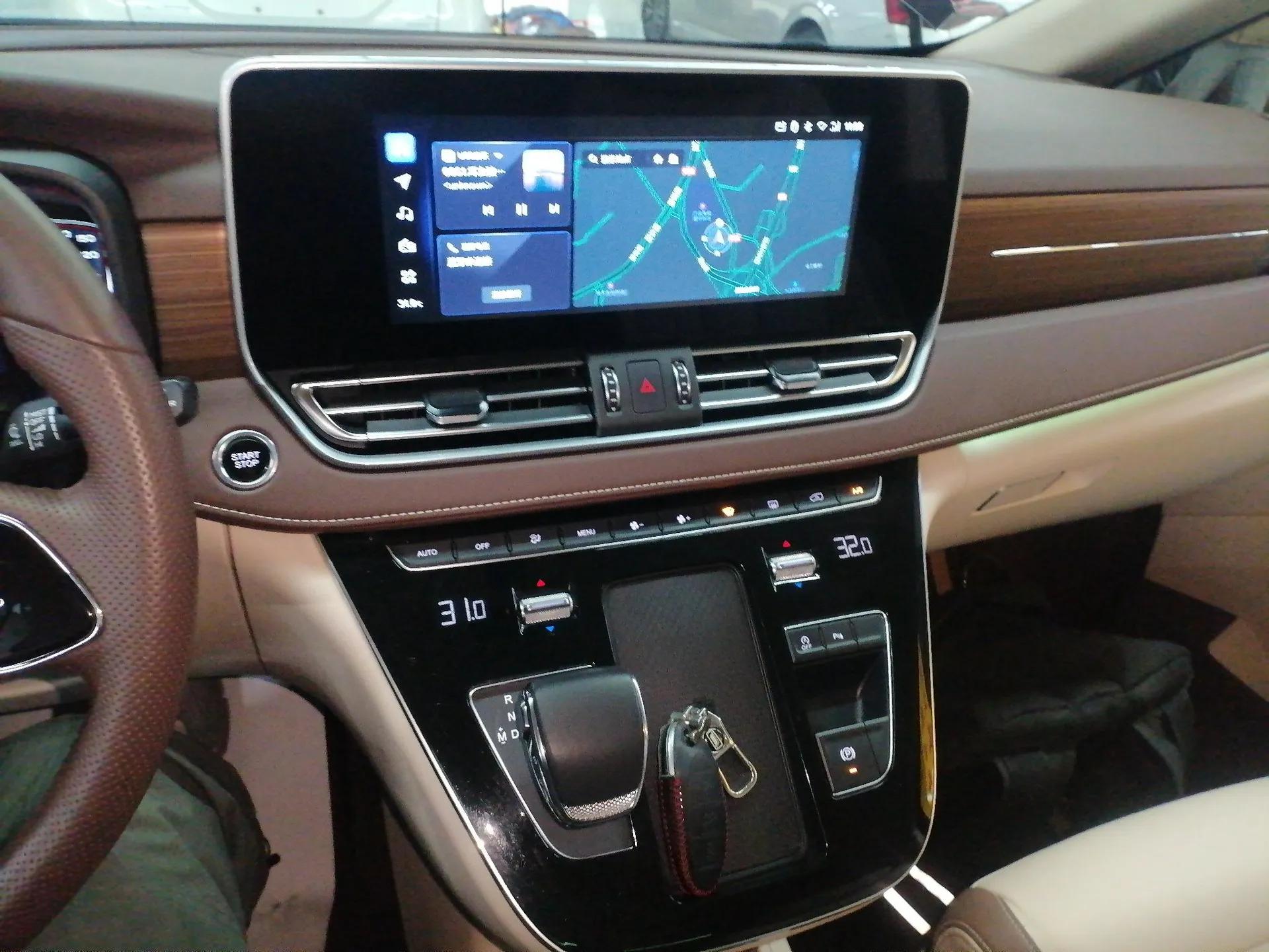 Bestune M9 2023 2.0T Ultimate Edition — миниатюра 14