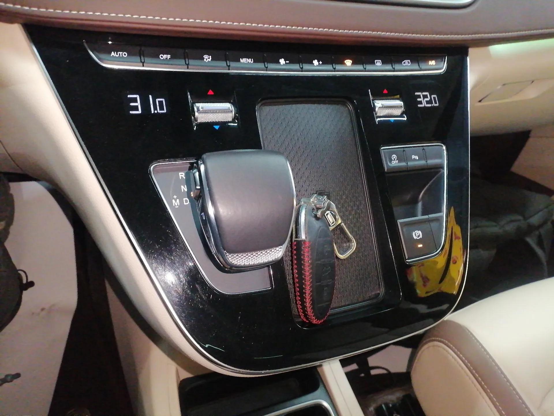 Bestune M9 2023 2.0T Ultimate Edition — миниатюра 15