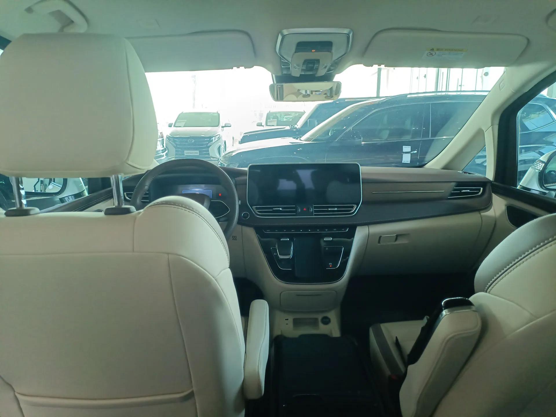 Bestune M9 2023 2.0T Prestige Edition — миниатюра 12