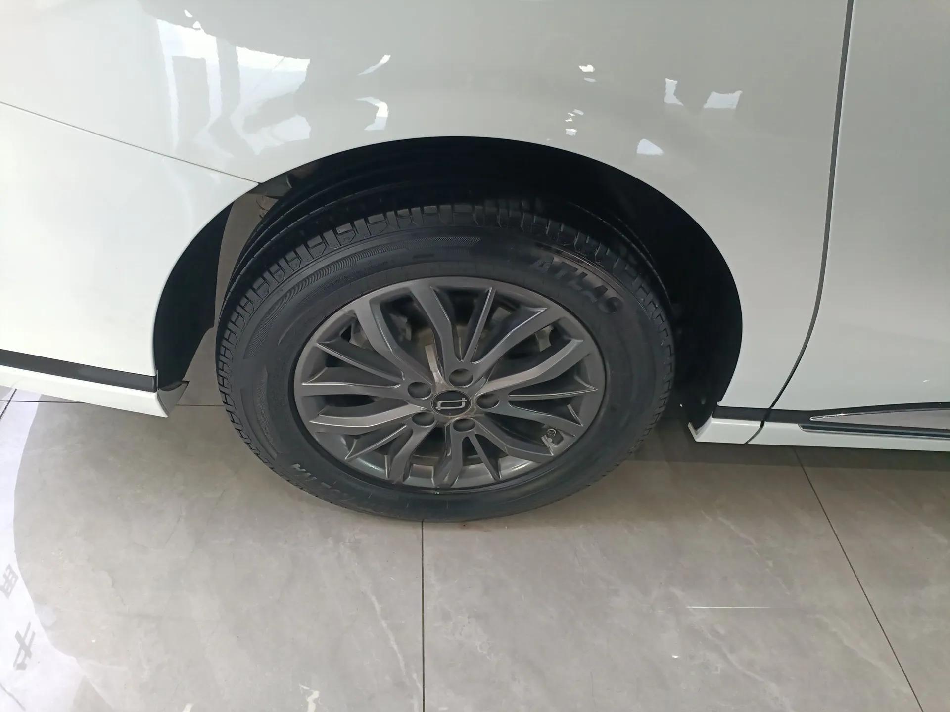 Bestune M9 2023 2.0T Prestige Edition — миниатюра 10