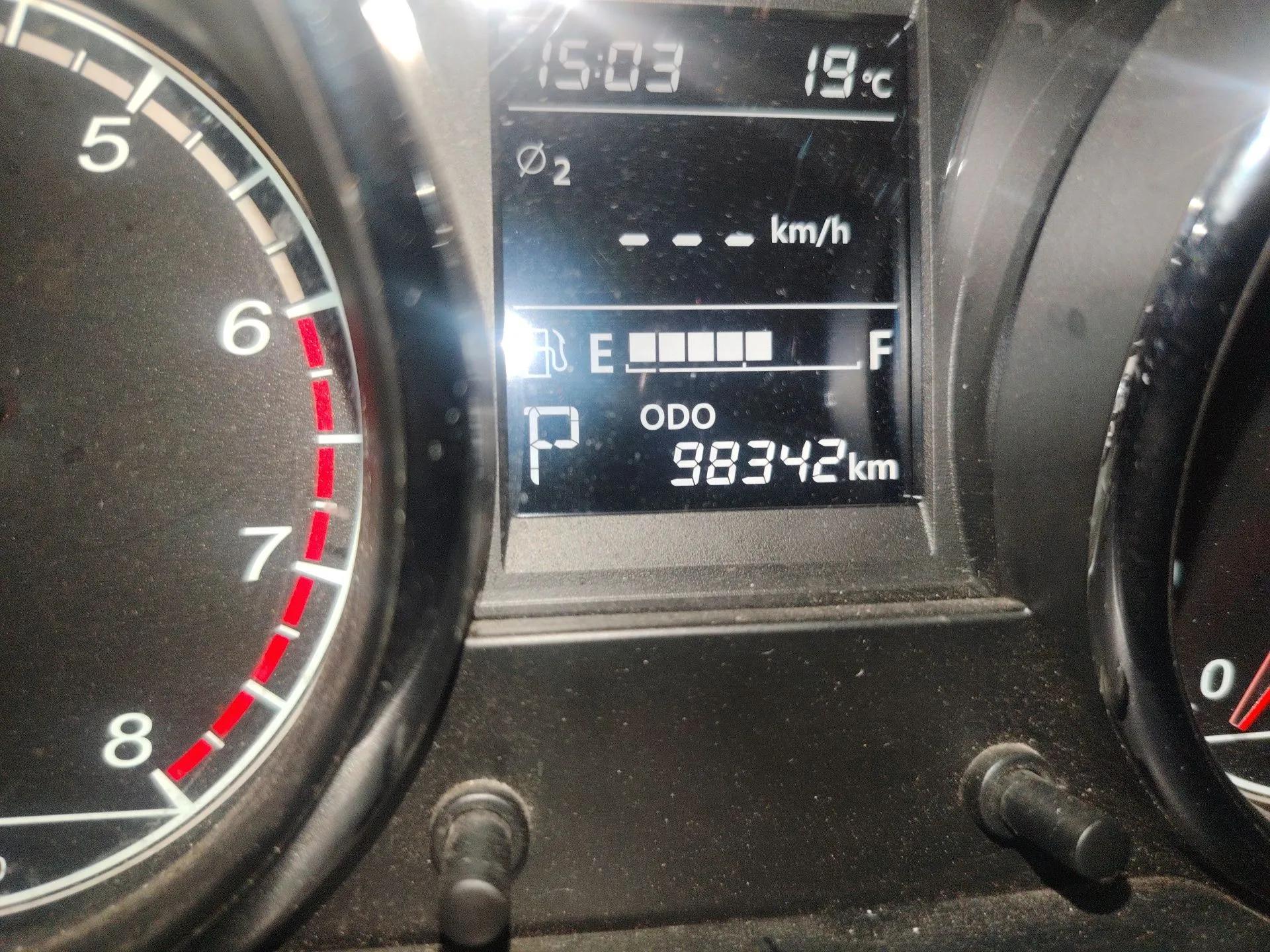Bestune B30 2016 1.6L Automatic Luxury Model — миниатюра 13