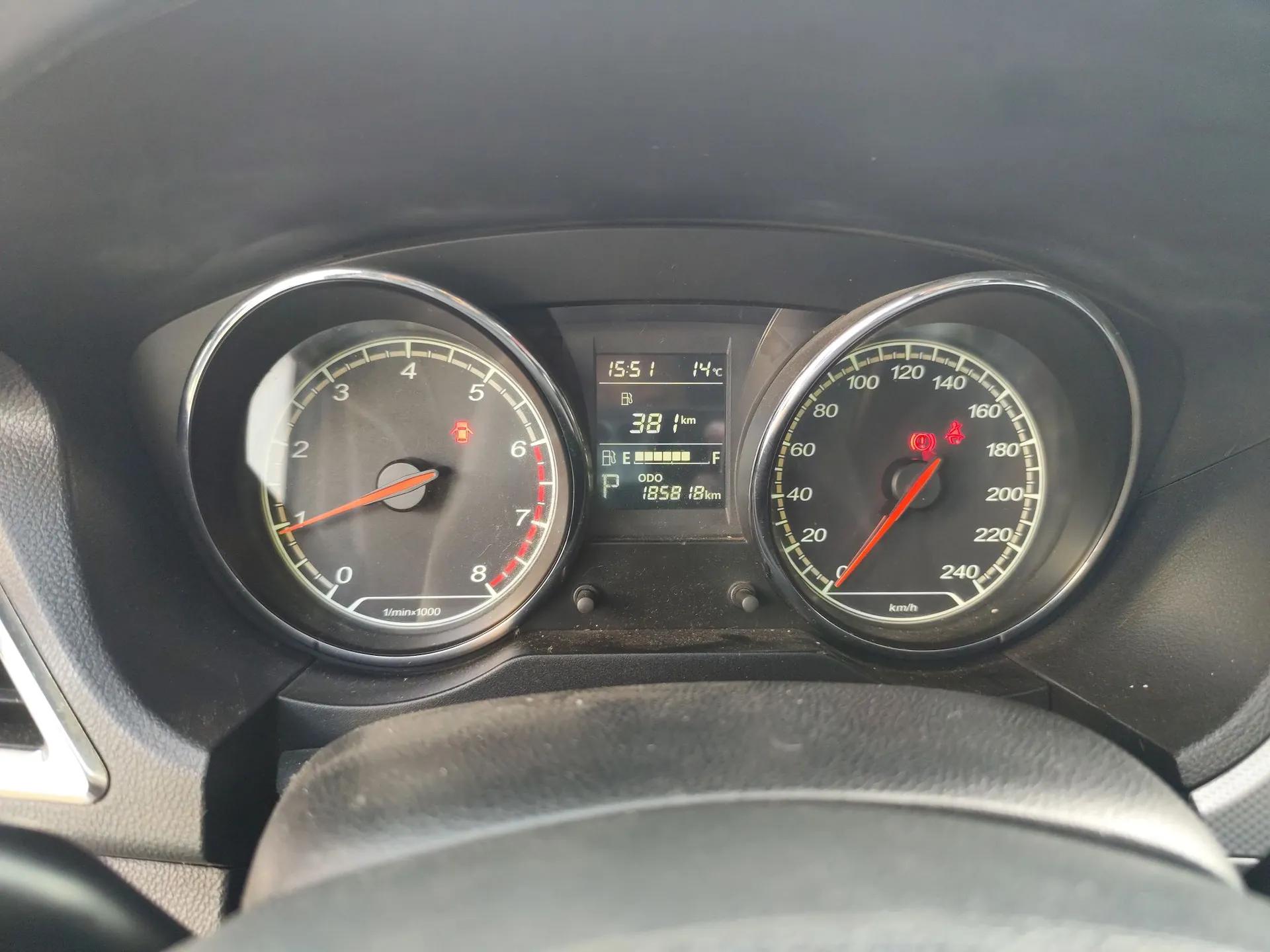 Bestune B30 2016 1.6L Automatic Luxury Model — миниатюра 12