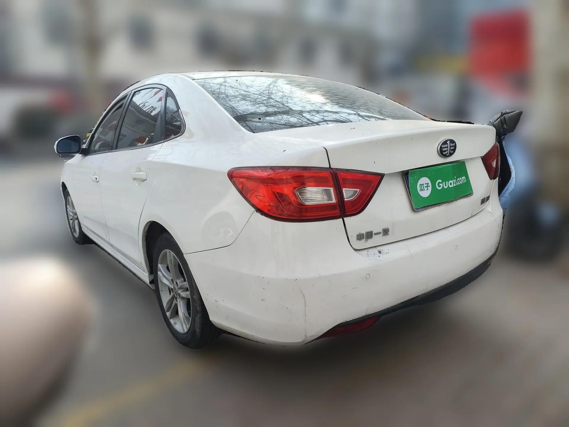 Bestune B30 2016 1.6L Automatic Luxury Model — миниатюра 4