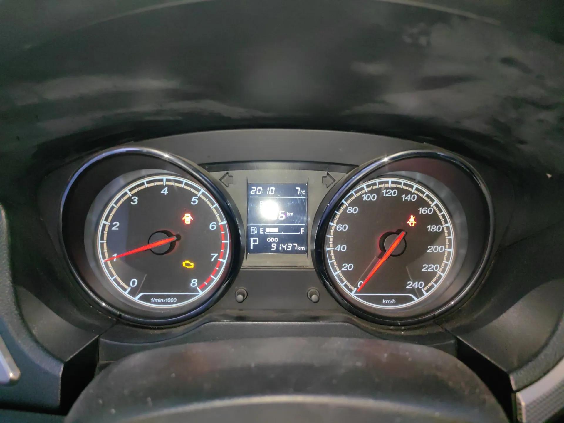 Bestune B30 2016 1.6L Automatic Luxury Model — миниатюра 12