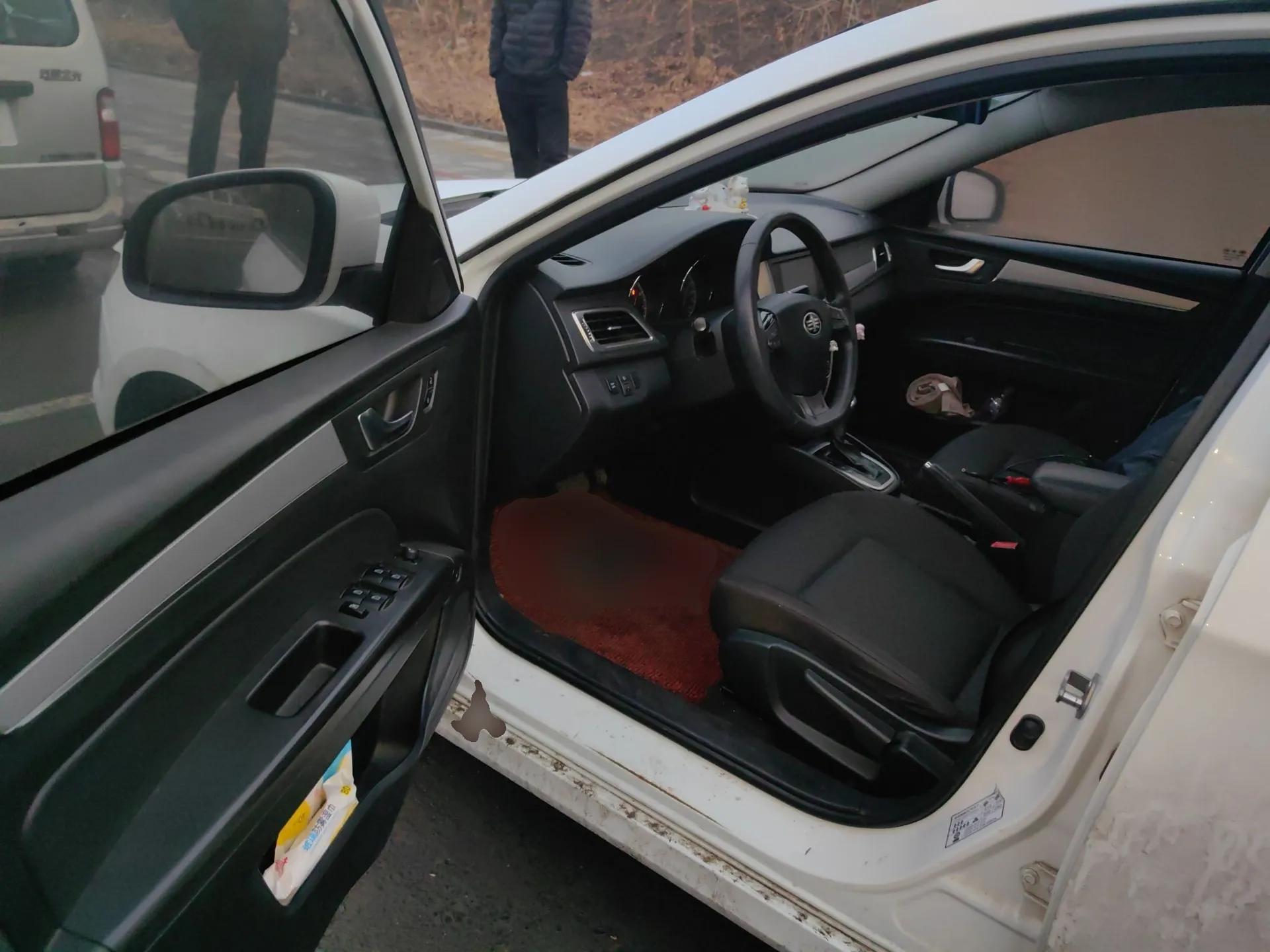 Bestune B30 2016 1.6L Automatic Luxury Model — миниатюра 17
