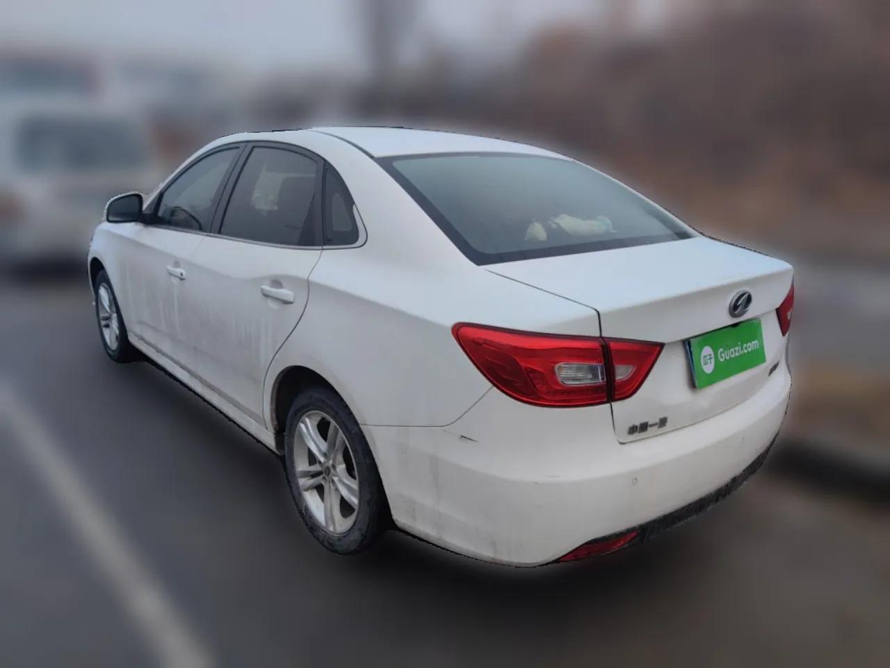 Bestune B30 2016 1.6L Automatic Luxury Model — миниатюра 4