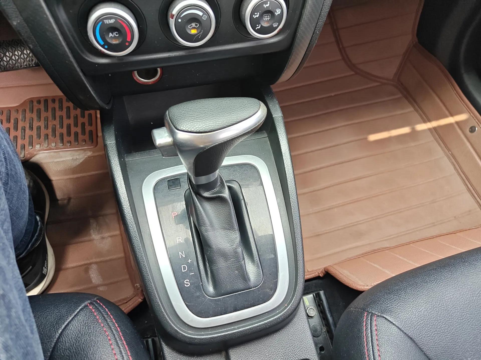 Bestune B30 2016 1.6L Automatic Luxury Model — миниатюра 17