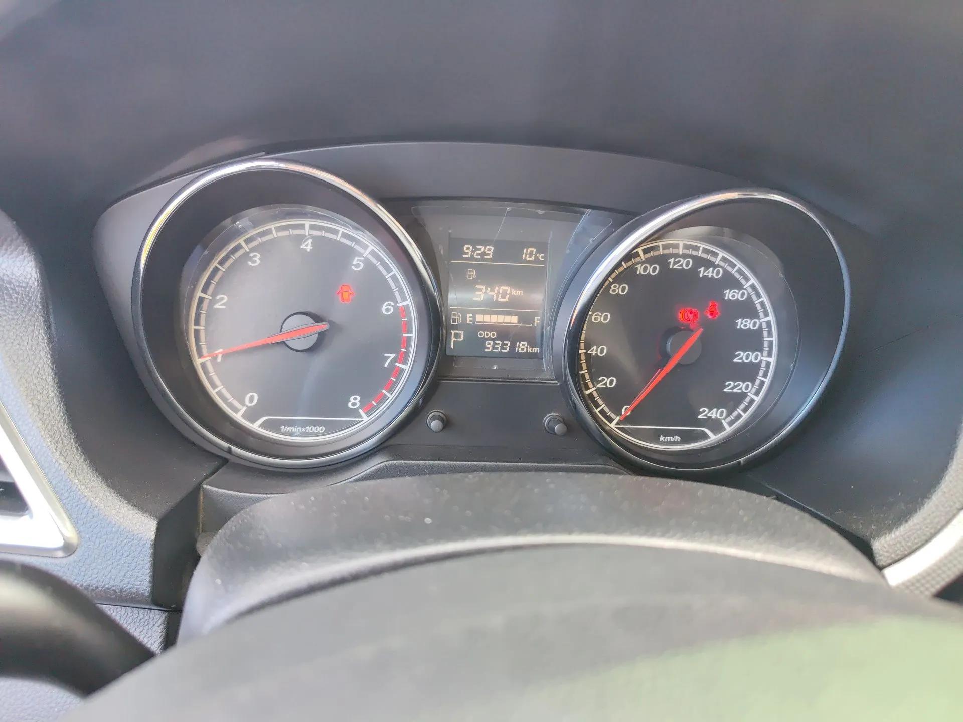 Bestune B30 2016 1.6L Automatic Premium Edition — миниатюра 13