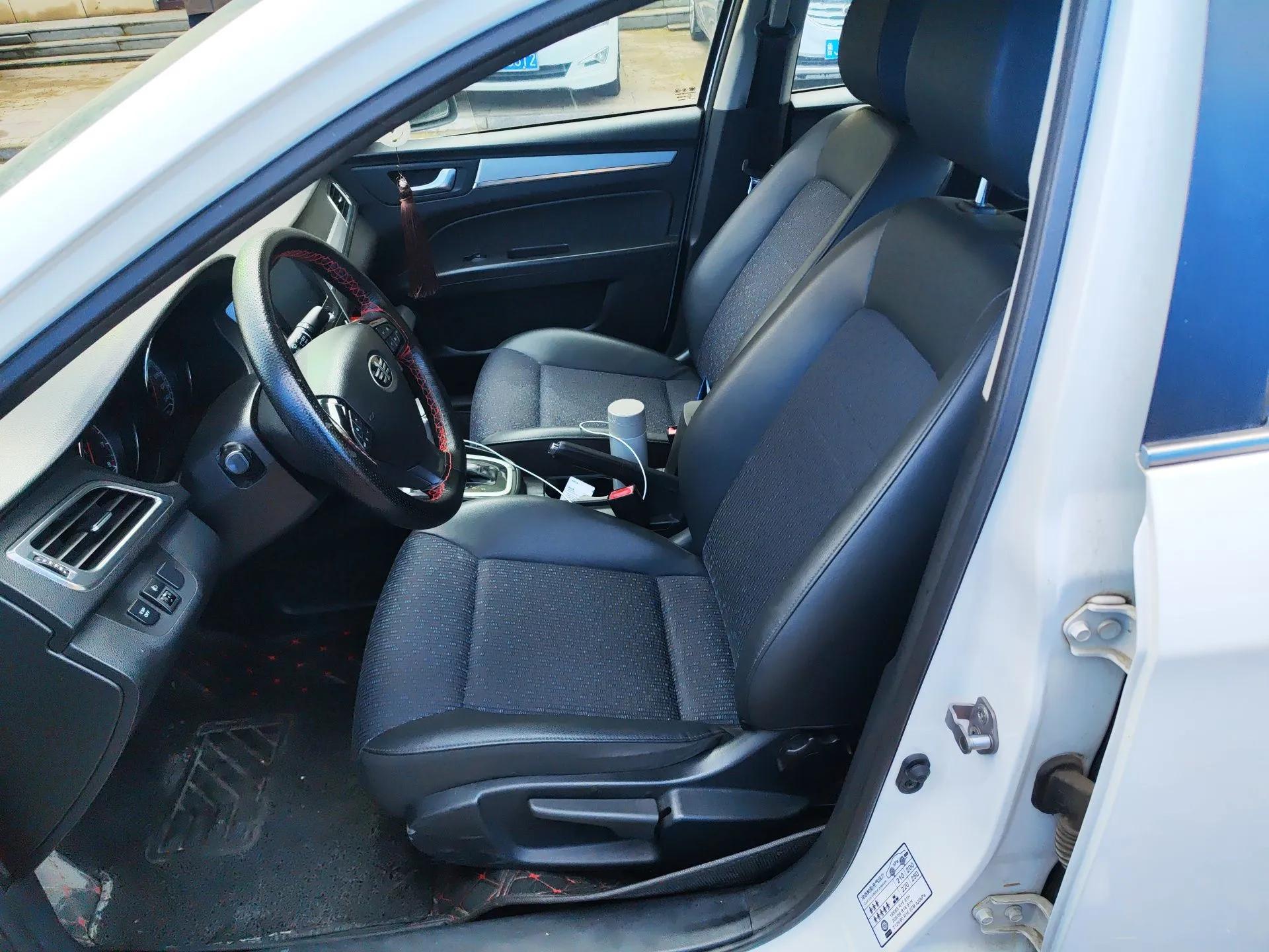 Bestune B30 2016 1.6L Automatic Premium Edition — миниатюра 16