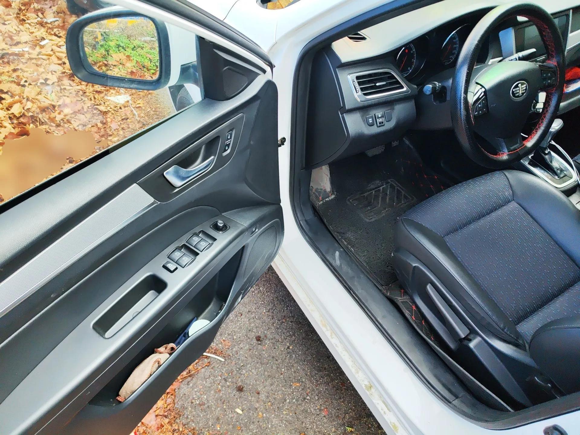 Bestune B30 2016 1.6L Automatic Premium Edition — миниатюра 17