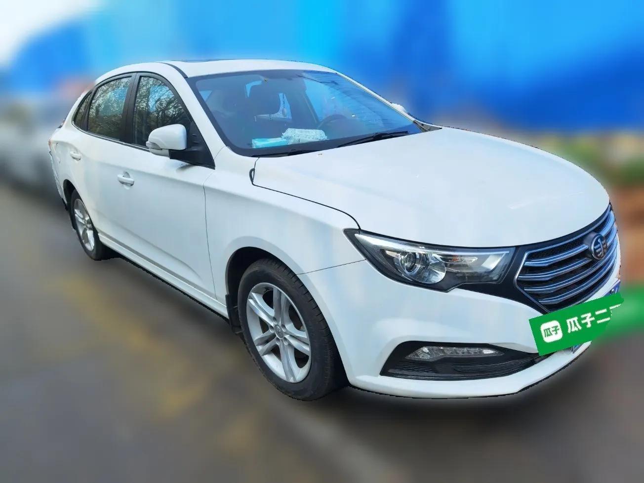 Bestune B30 2016 1.6L Automatic Premium Edition — миниатюра 3
