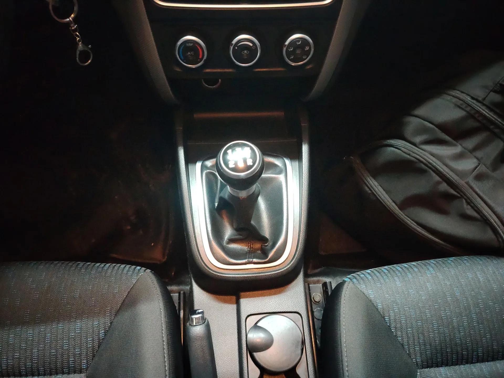 Bestune B30 2016 1.6L manual luxury version — миниатюра 17