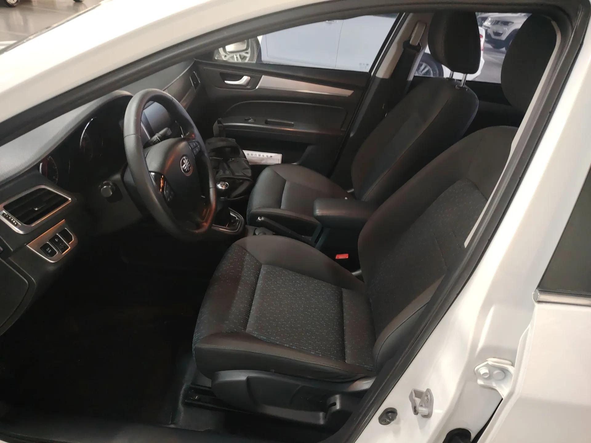 Bestune B30 2016 1.6L manual luxury version — миниатюра 18