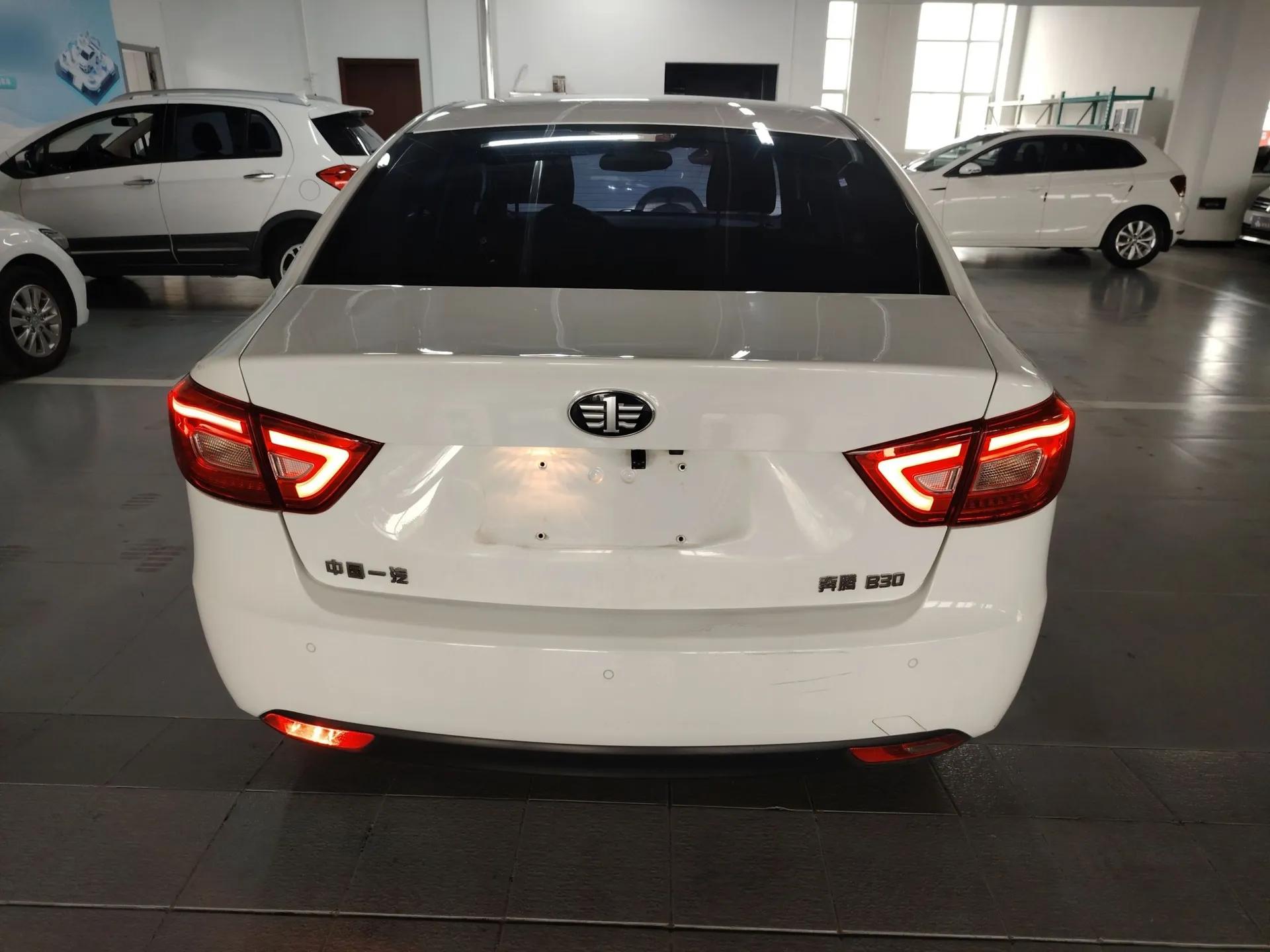Bestune B30 2016 1.6L manual luxury version — миниатюра 5