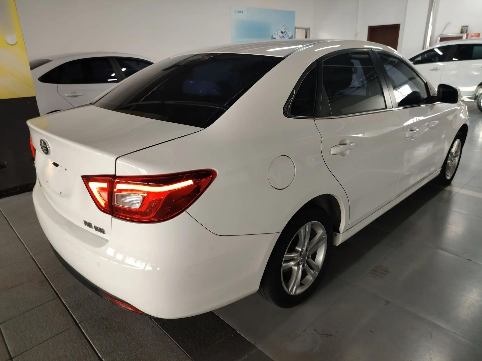 Bestune B30 2016 1.6L manual luxury version — миниатюра 6