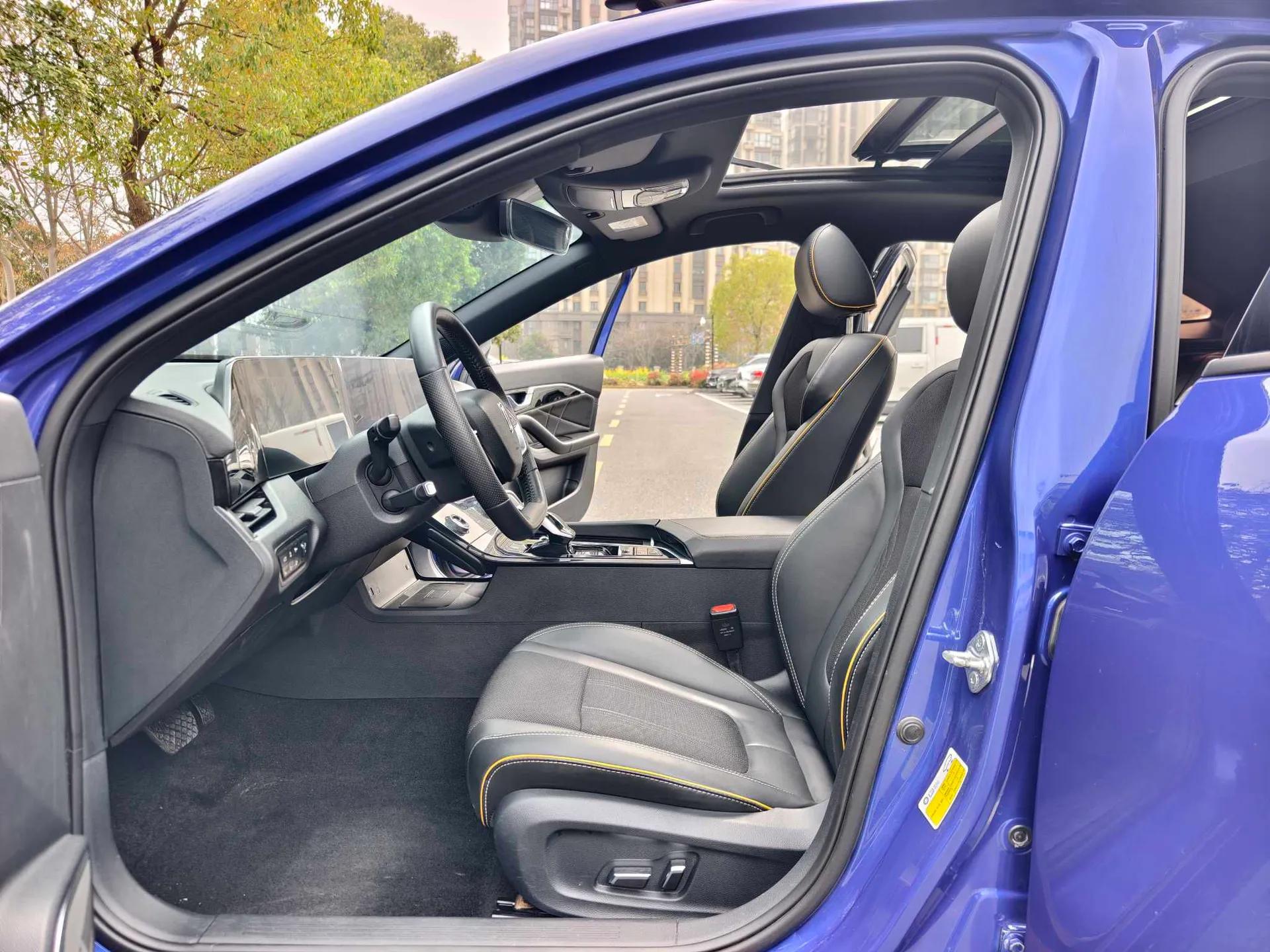 Bestune B70S 2022 1.5T Smart Trend Leader — миниатюра 17