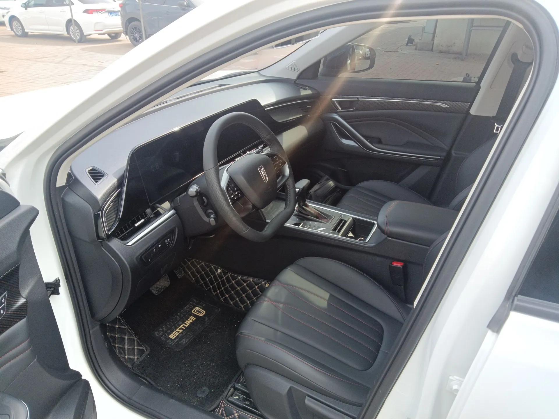 Bestune T55 2023 1.5T Automatic Leap Model — миниатюра 18