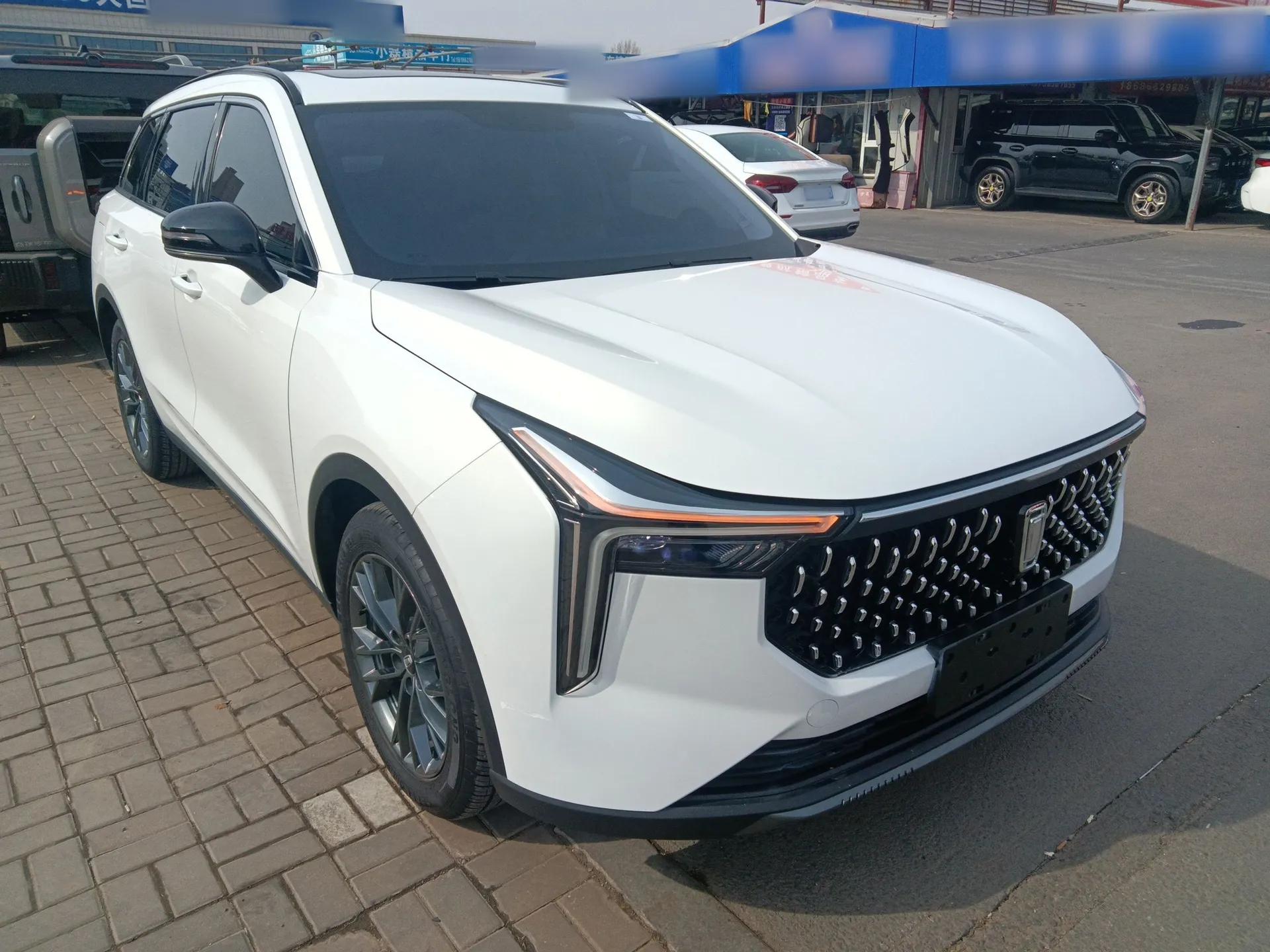 Bestune T55 2023 1.5T Automatic Leap Model — миниатюра 3
