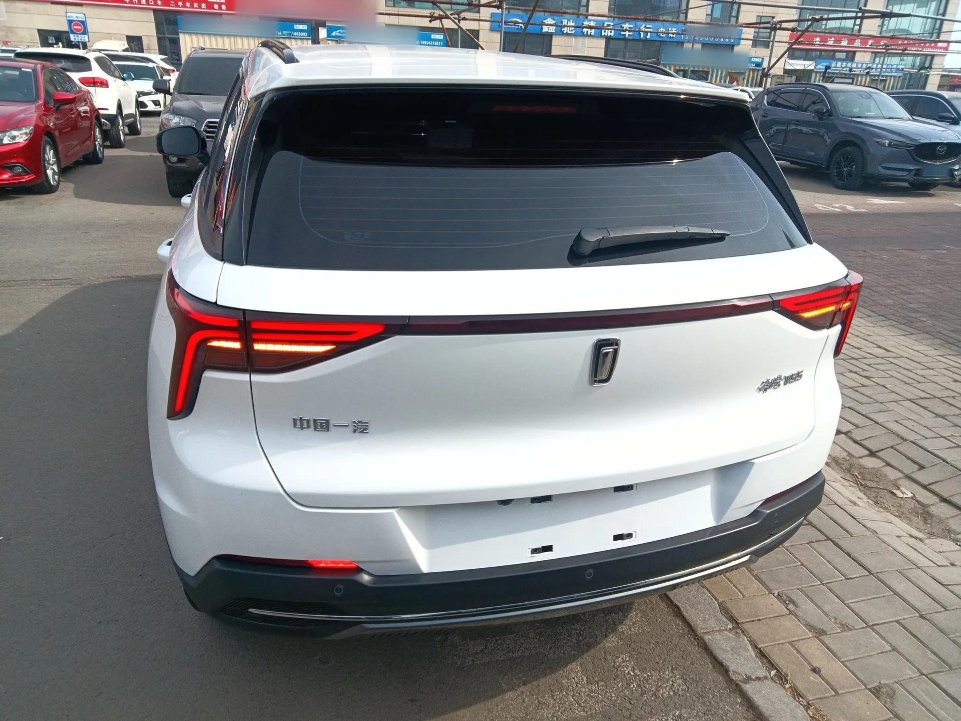 Bestune T55 2023 1.5T Automatic Leap Model — миниатюра 5