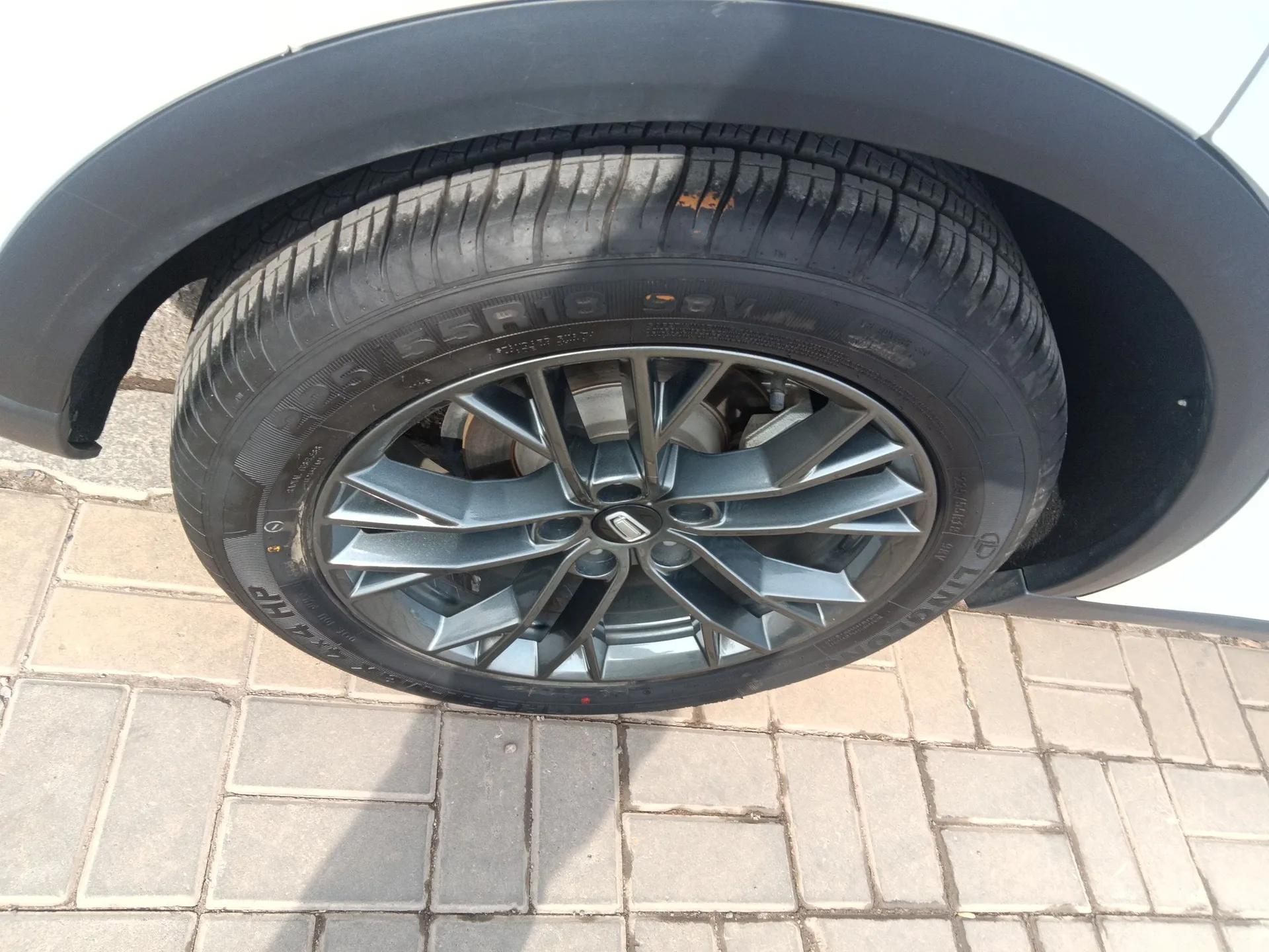 Bestune T55 2023 1.5T Automatic Leap Model — миниатюра 10