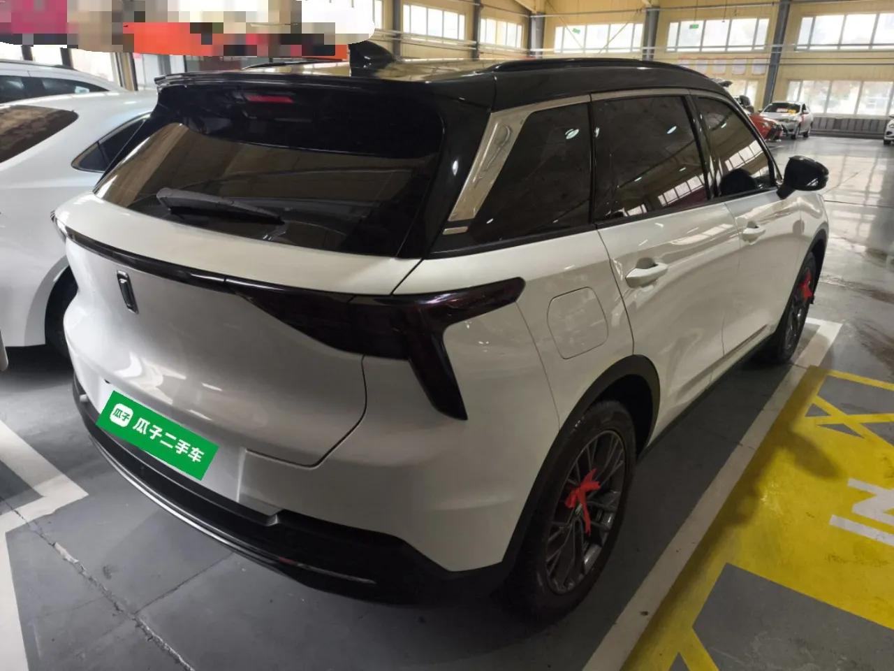 Bestune T55 2023 1.5T Automatic Leap Model — миниатюра 6