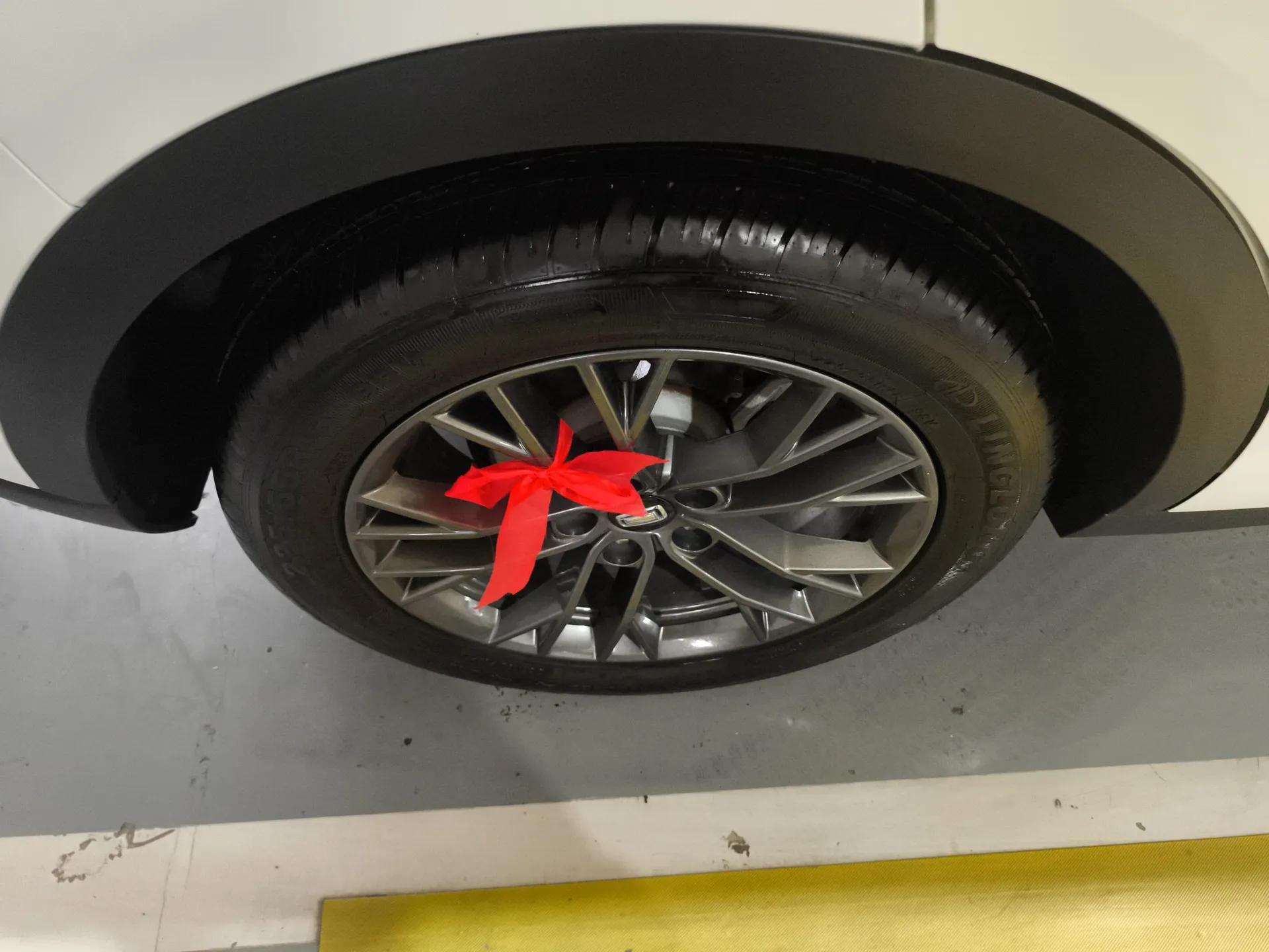 Bestune T55 2023 1.5T Automatic Leap Model — миниатюра 10