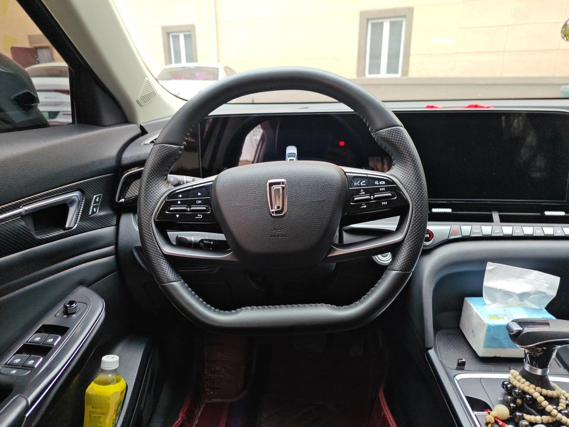 Bestune T55 2022 1.5T Automatic Leap Edition — миниатюра 11