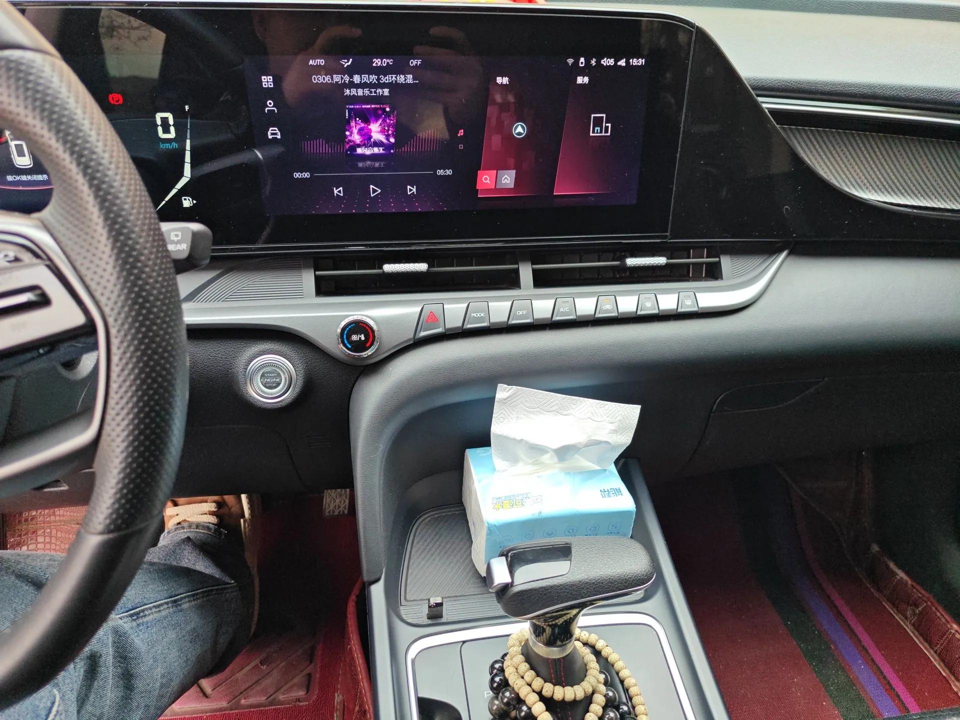 Bestune T55 2022 1.5T Automatic Leap Edition — миниатюра 14