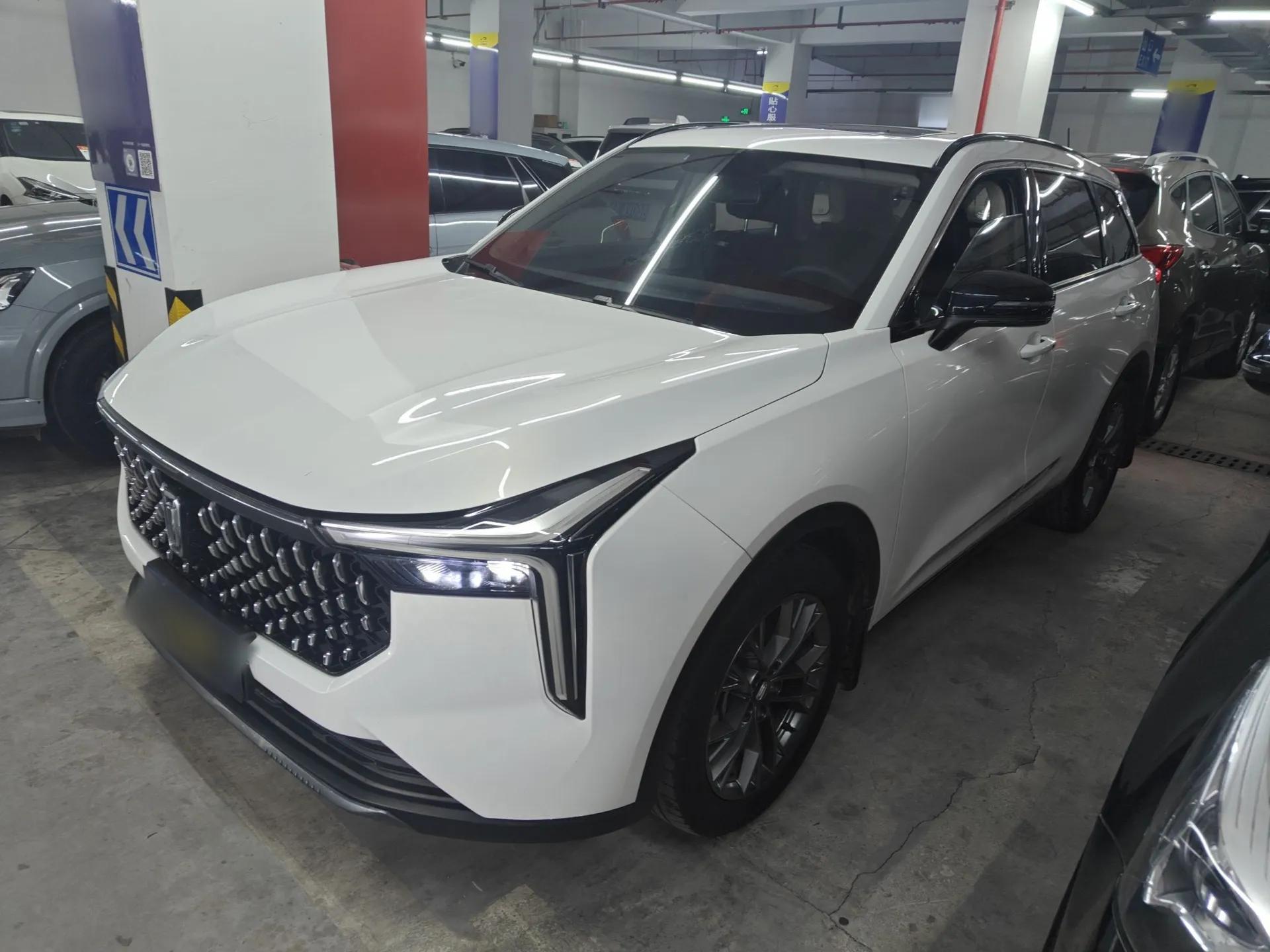 Bestune T55 2023 1.5T Automatic Leap Model — миниатюра 1