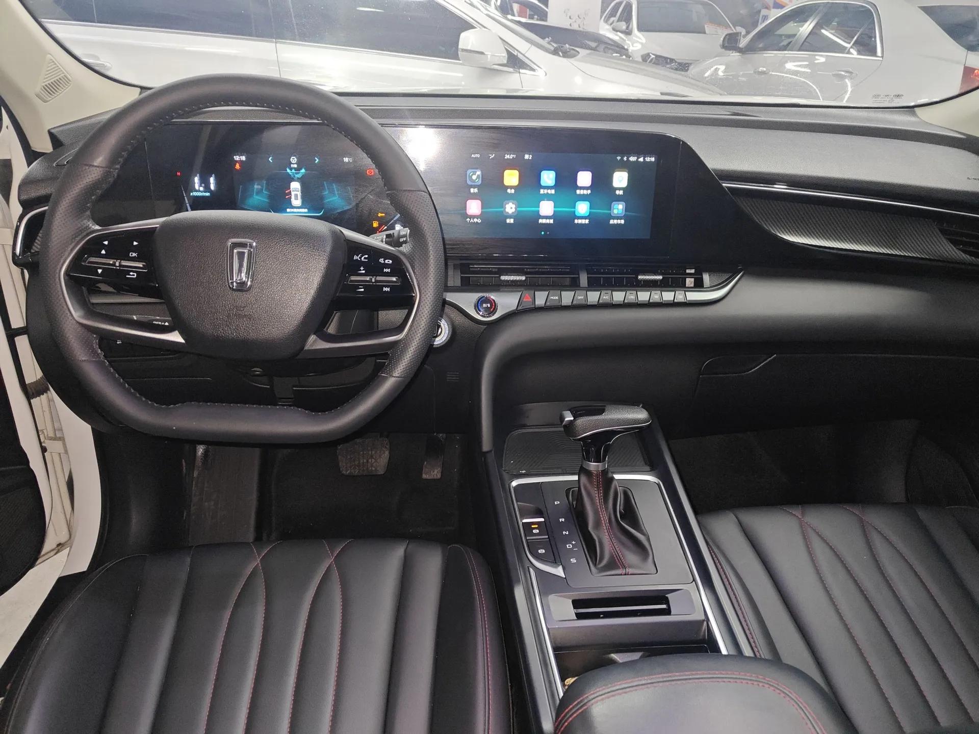 Bestune T55 2023 1.5T Automatic Leap Model — миниатюра 13