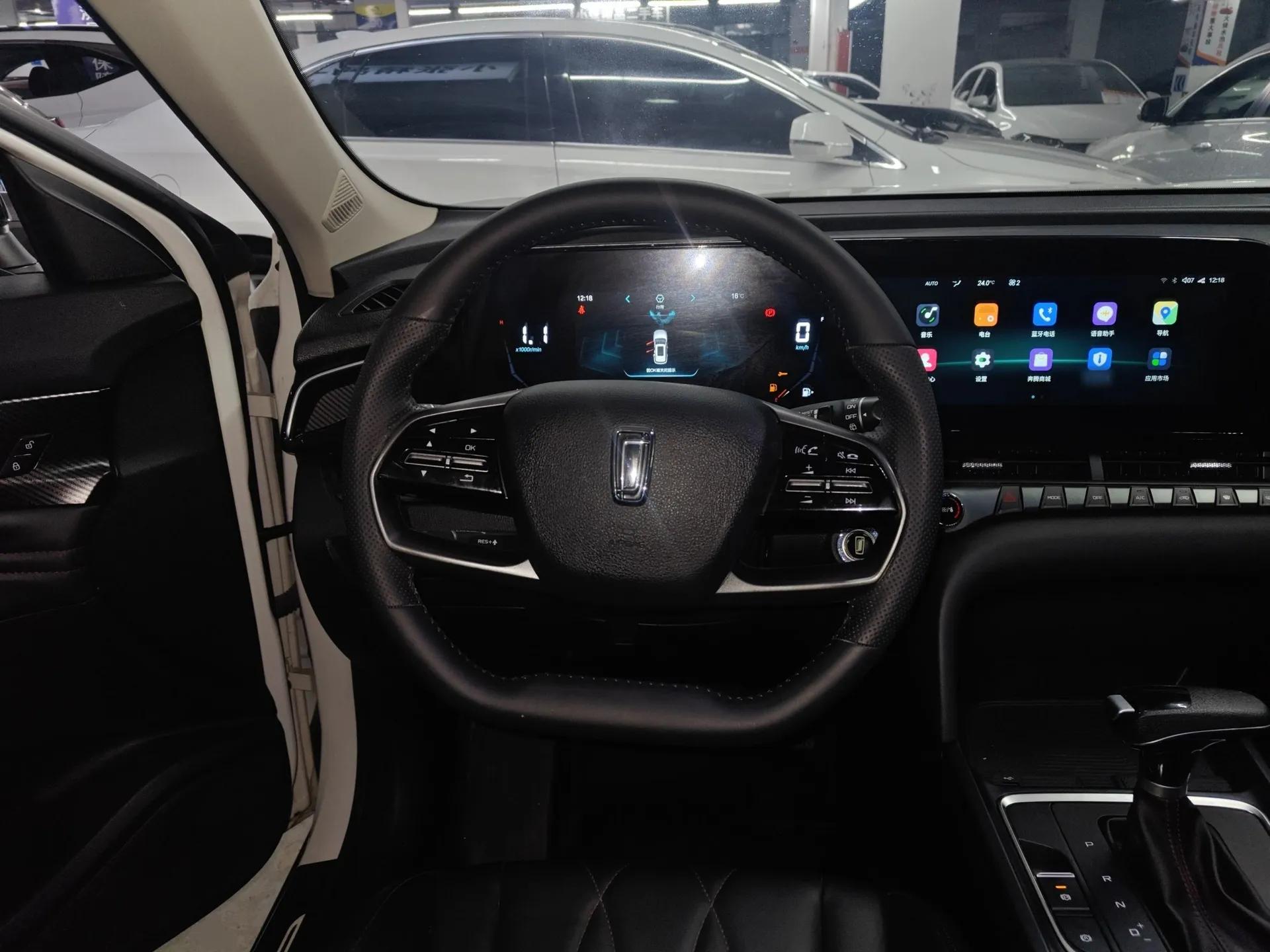 Bestune T55 2023 1.5T Automatic Leap Model — миниатюра 14