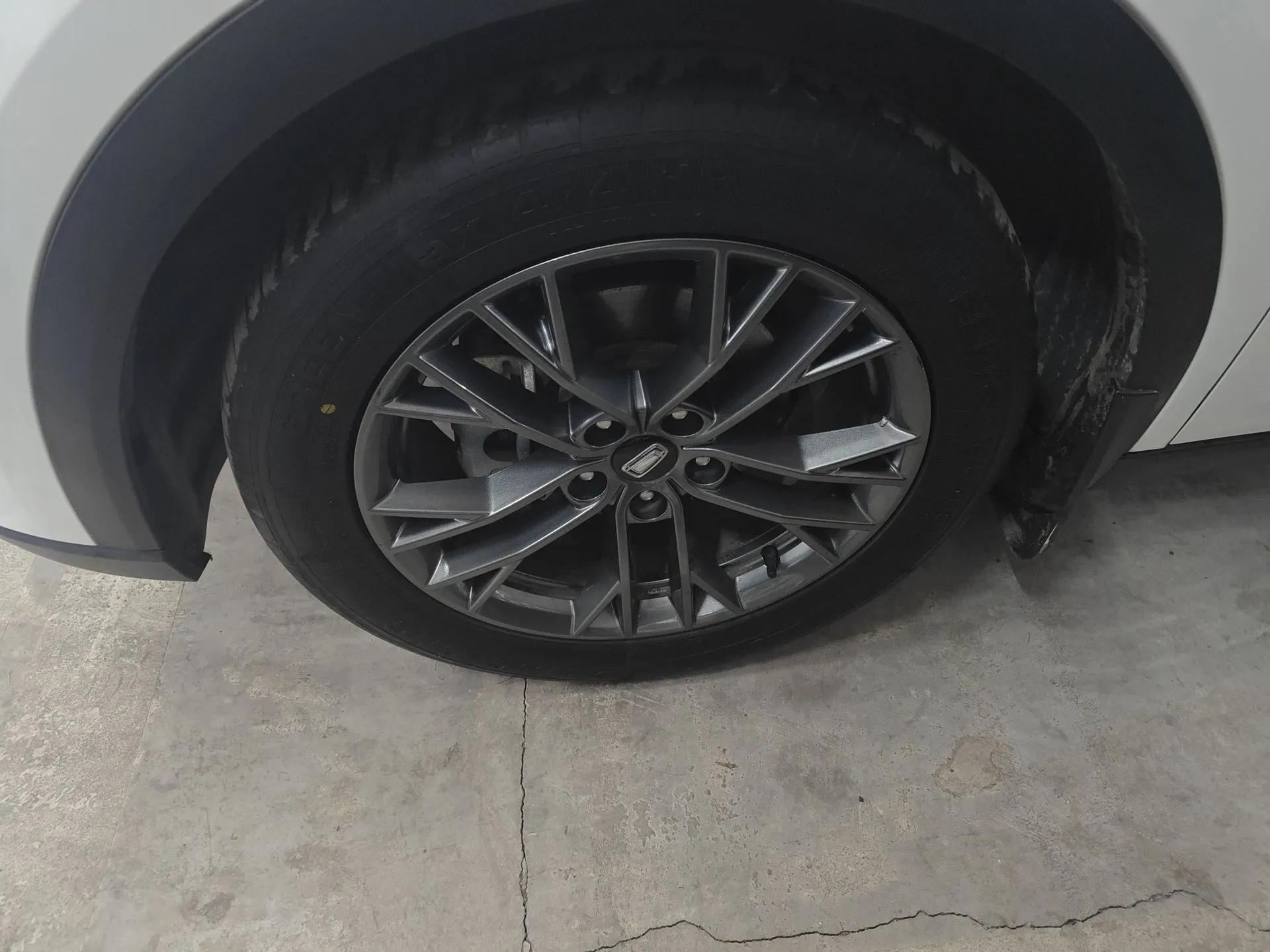 Bestune T55 2023 1.5T Automatic Leap Model — миниатюра 8