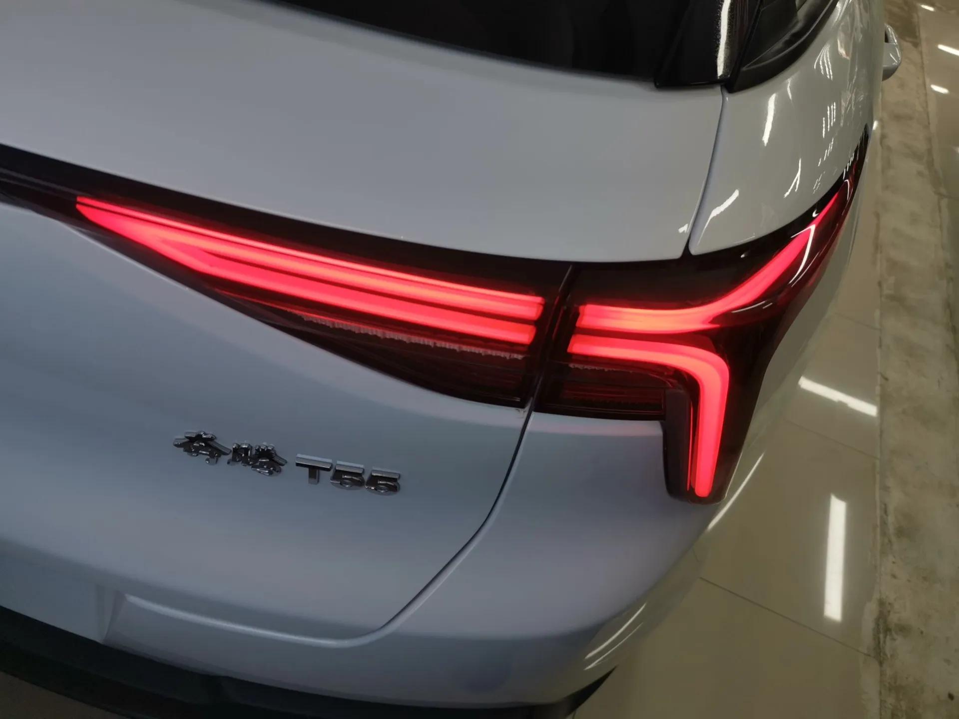 Bestune T55 2023 1.5T Automatic Leap Model — миниатюра 7