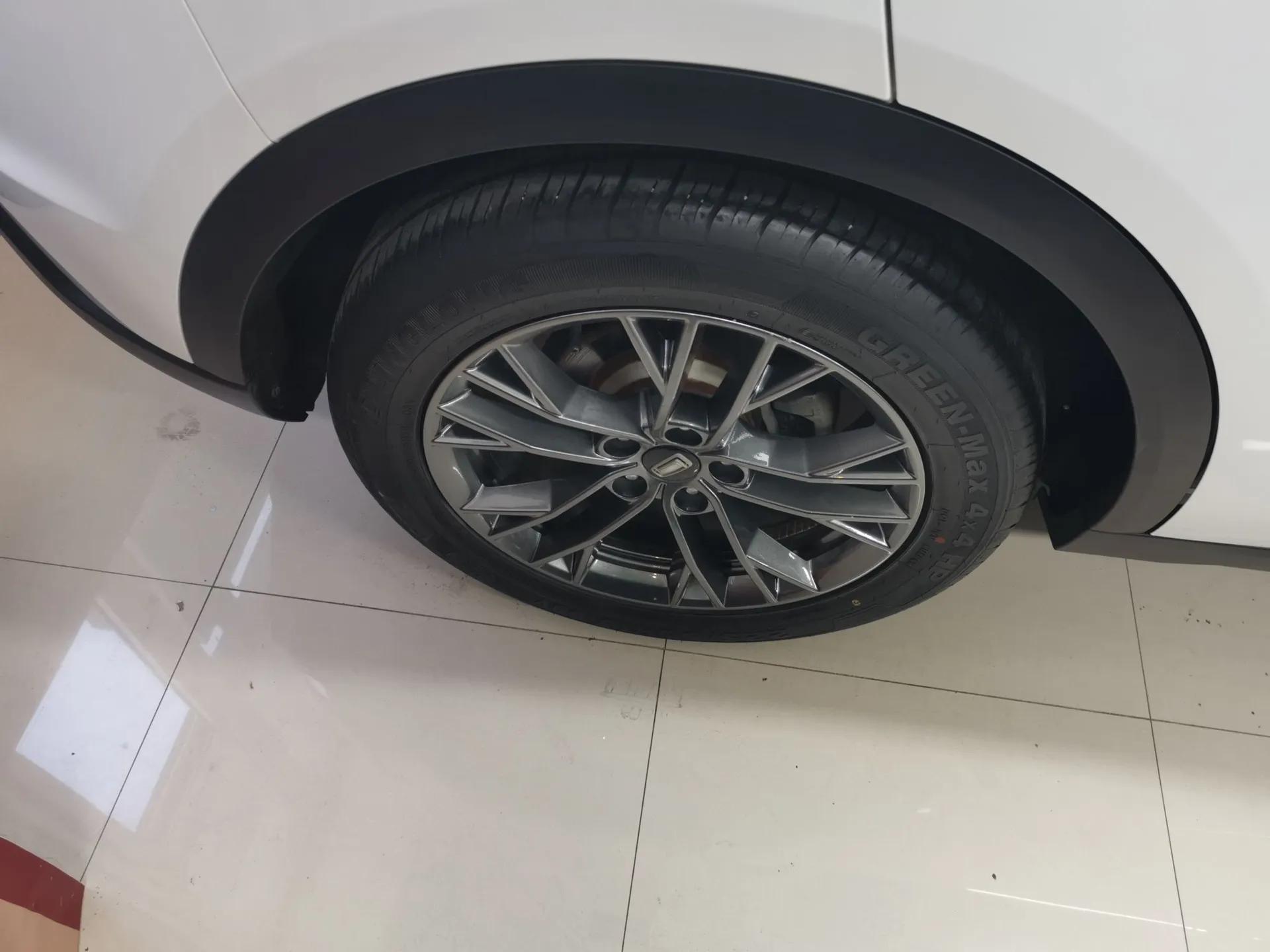 Bestune T55 2023 1.5T Automatic Leap Model — миниатюра 10