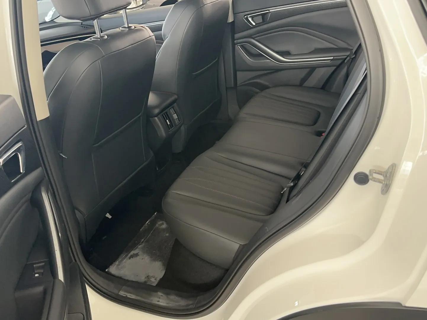 Bestune T55 2023 1.5T Automatic Leap Model — миниатюра 15