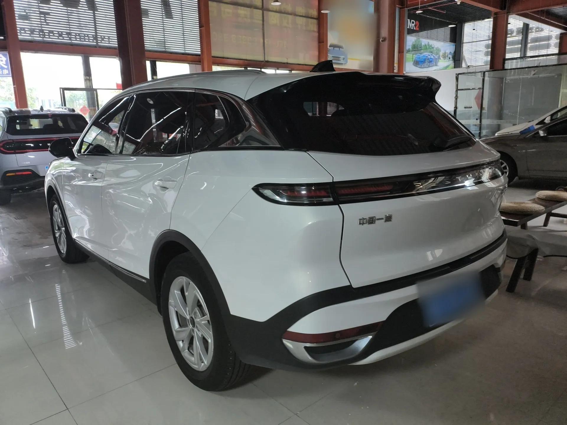 Bestune T90 2023 1.5T DCT Automatic Luxury Edition — миниатюра 4