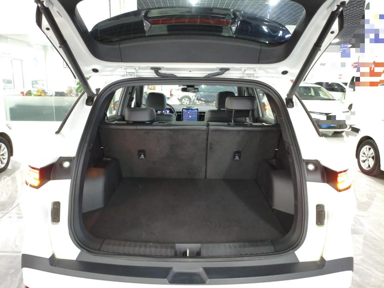 Bestune T90 2025 Dragon Edition 1.5T Comfort Model — миниатюра 18