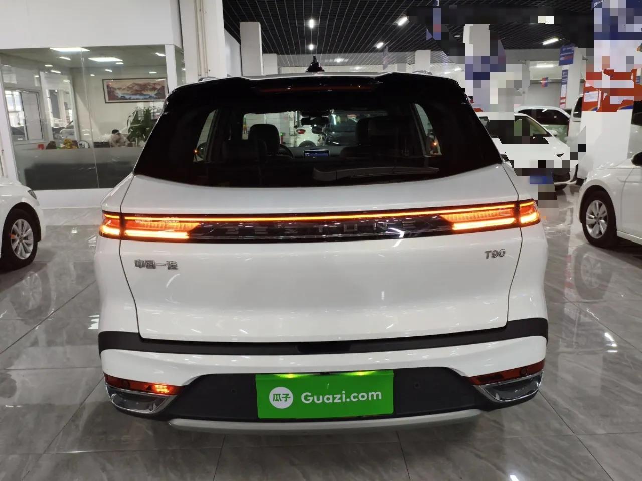 Bestune T90 2025 Dragon Edition 1.5T Comfort Model — миниатюра 6