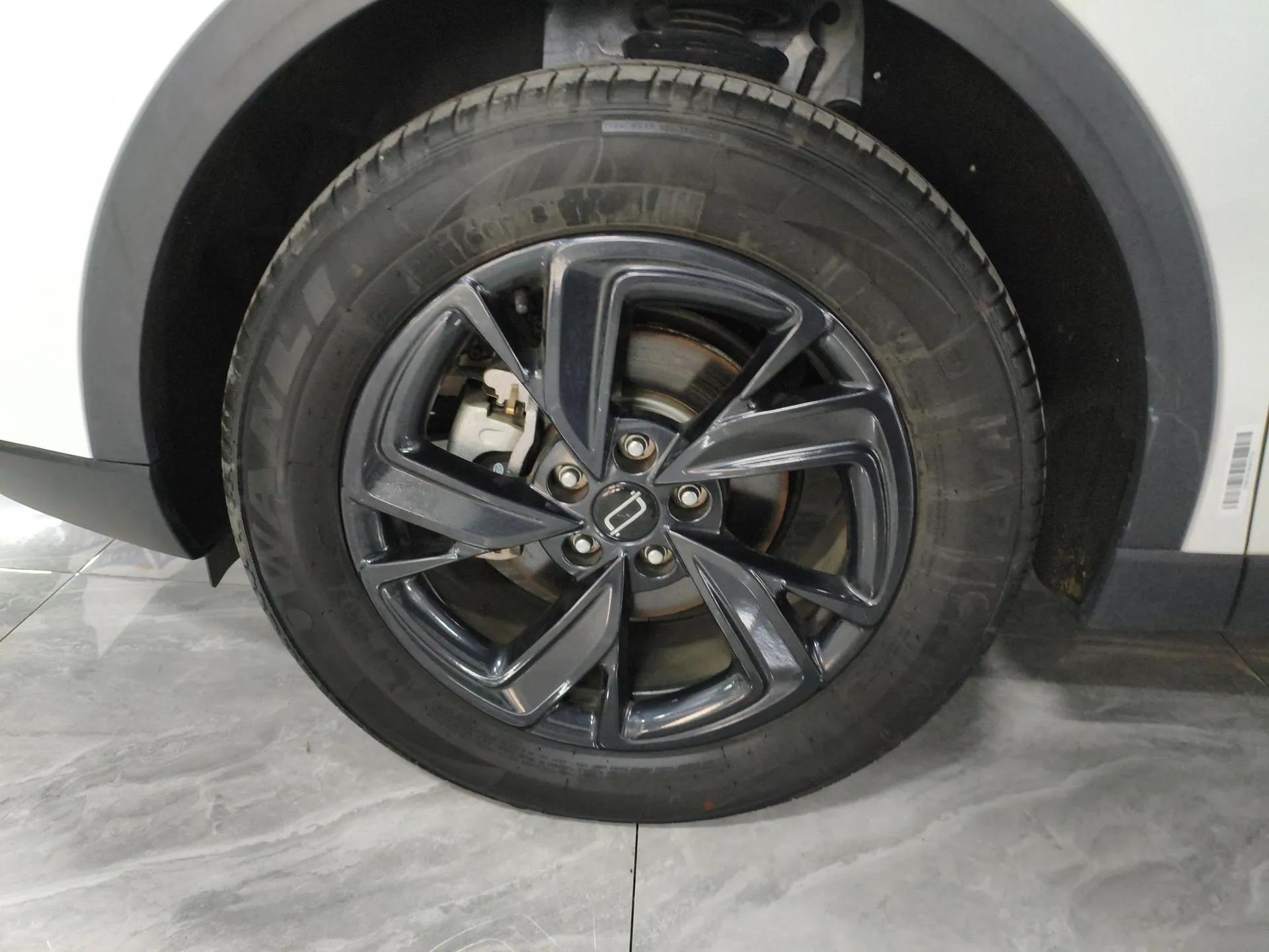Bestune T90 2025 Dragon Edition 1.5T Comfort Model — миниатюра 9