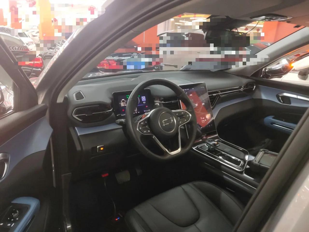 Bestune T90 2023 1.5T DCT Automatic Luxury Edition — миниатюра 12