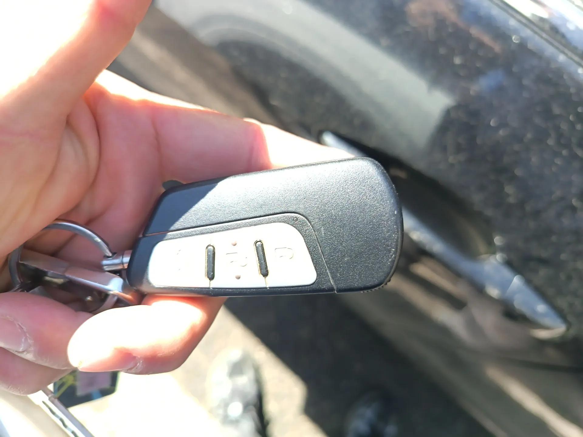 Bestune B90 2014 1.8T Automatic Luxury Model — миниатюра 9