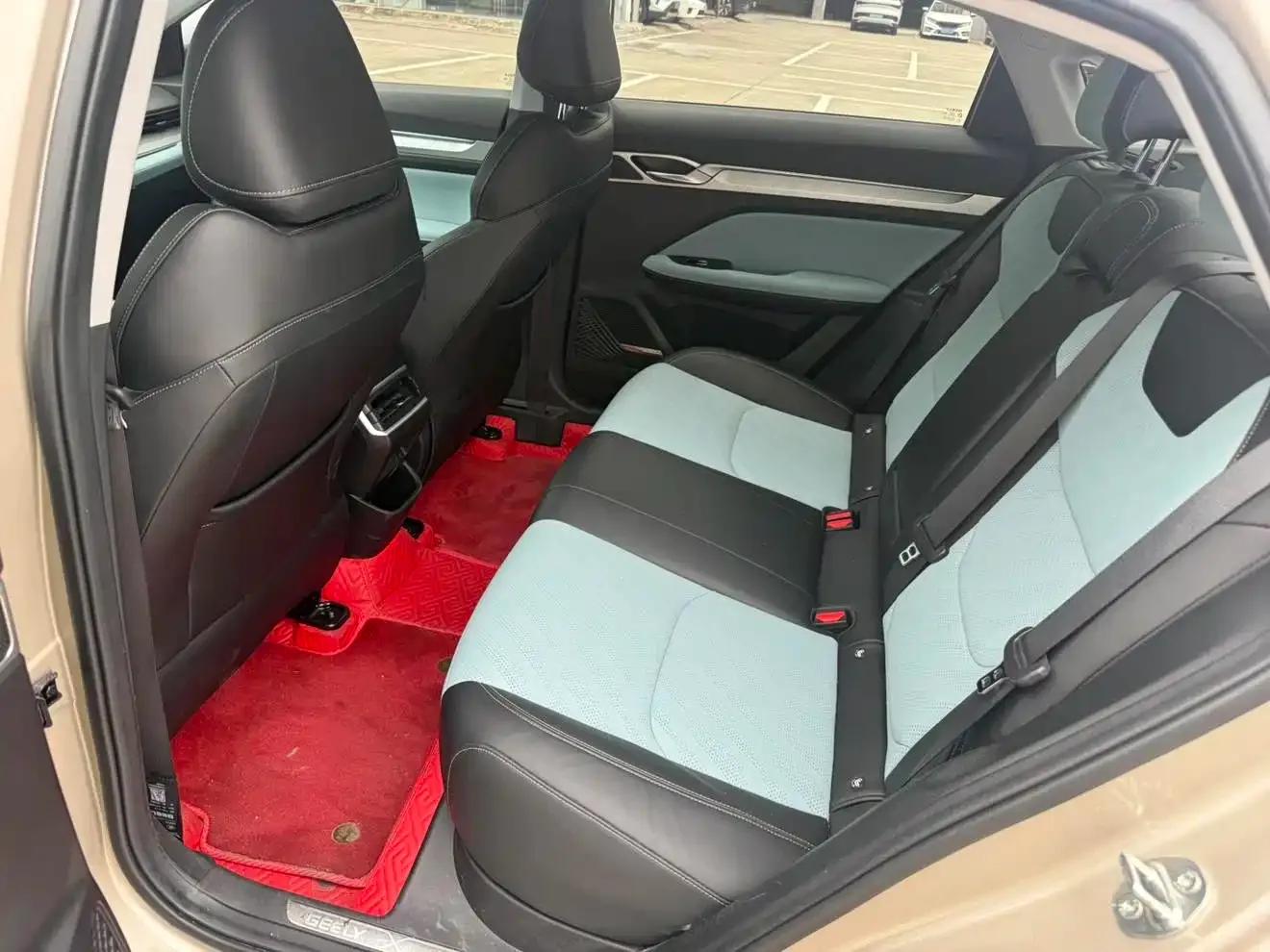 Geely Emgrand L 2022 1.4T CVT Supreme Edition — миниатюра 11